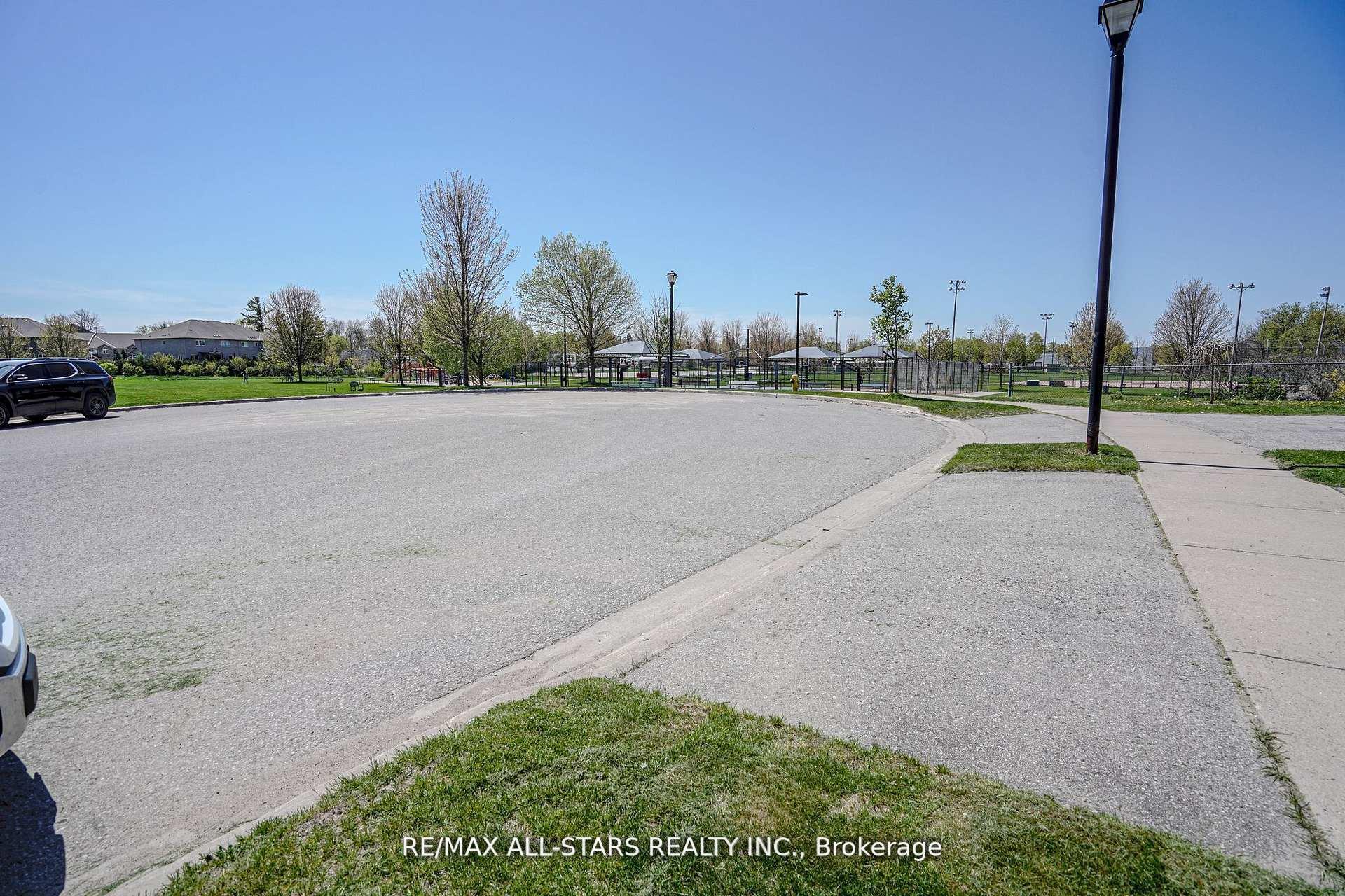 Photo 29 of 3 Furlan Court, Uxbridge — HOMEH