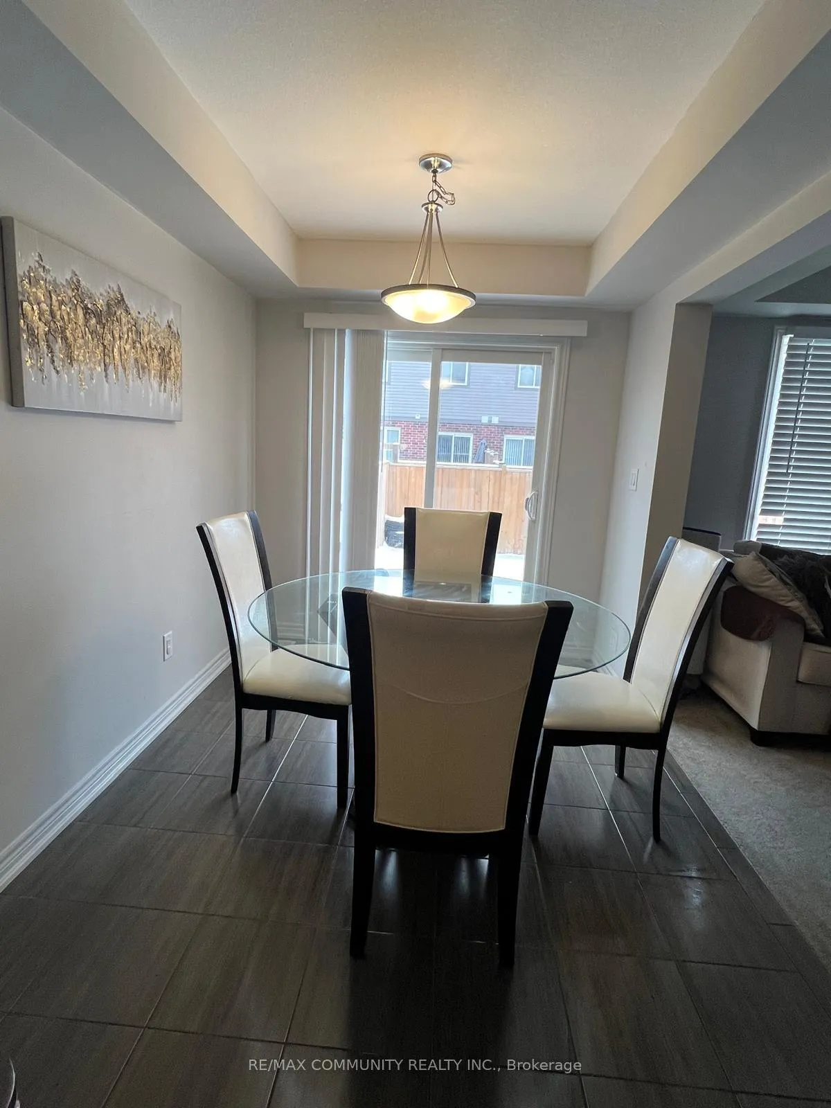 Photo 3 of 604 Julia Drive, Welland, Coyle Creek — HOMEH