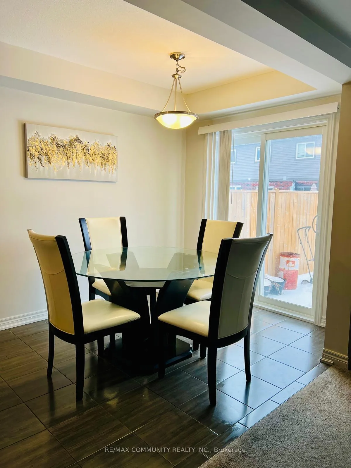 Photo 4 of 604 Julia Drive, Welland, Coyle Creek — HOMEH