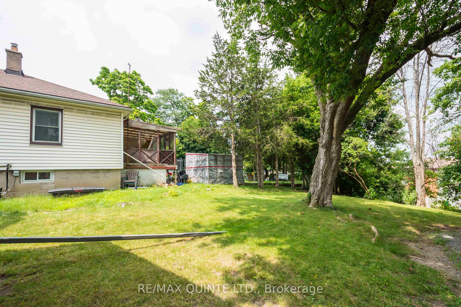 Photo 12 of 110 Moira Street W, Belleville, Belleville Ward — HOMEH