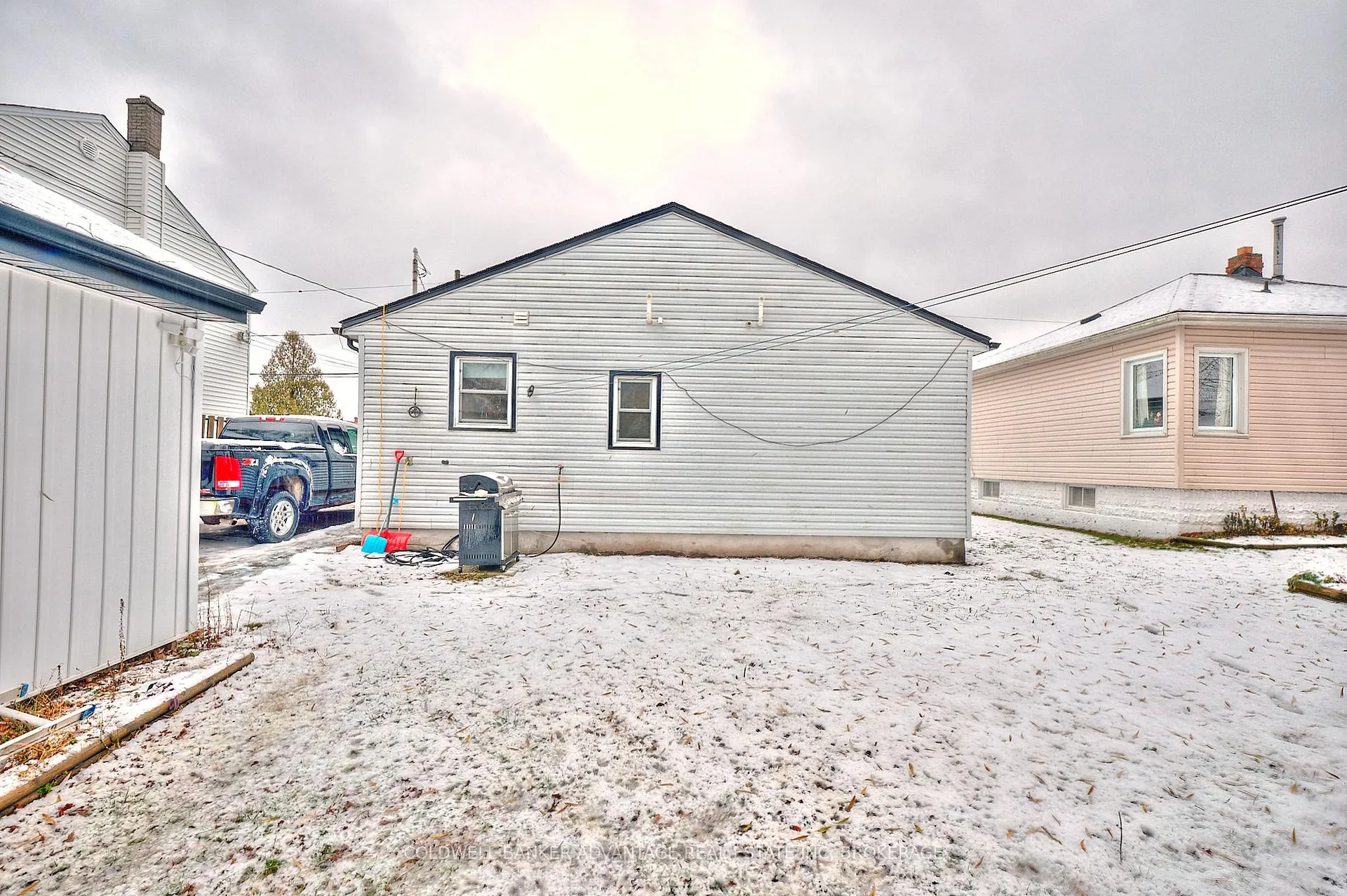 Photo 13 of 500 Deere Street, Welland, Lincoln/Crowland — HOMEH