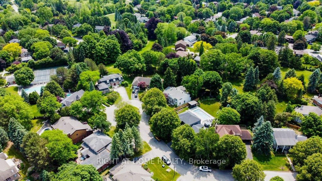 Photo 7 of 17 Post Horn Place, Waterloo — HOMEH