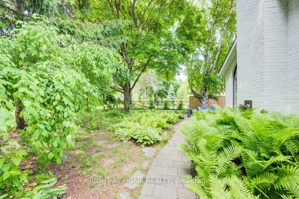 Photo 41 of 17 Post Horn Place, Waterloo — HOMEH