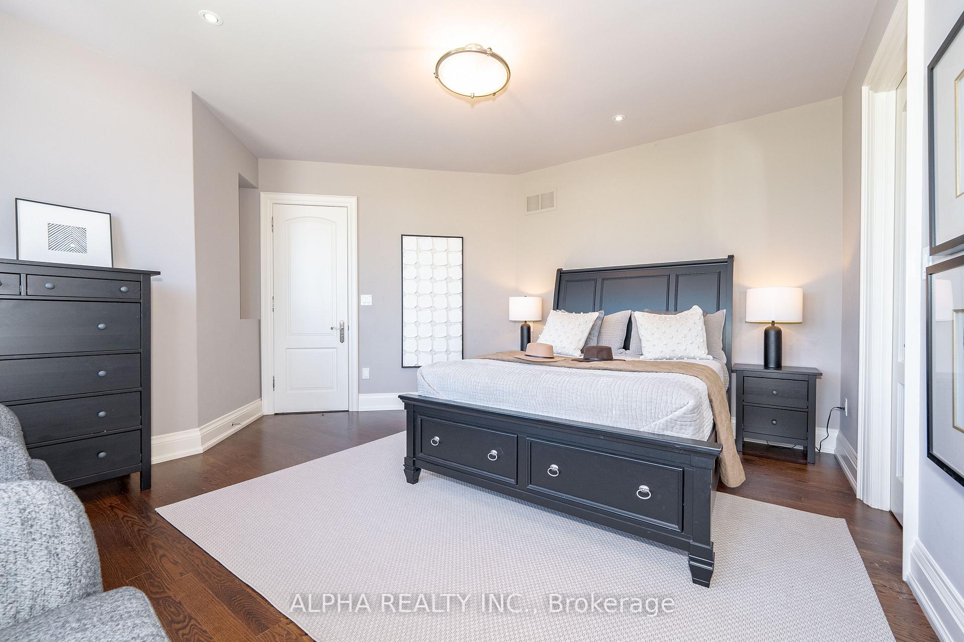 Photo 31 of 15 Bute Court, Vaughan, Maple — HOMEH