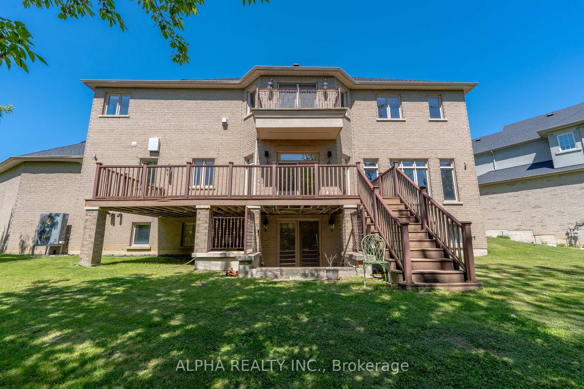 Photo 42 of 15 Bute Court, Vaughan, Maple — HOMEH