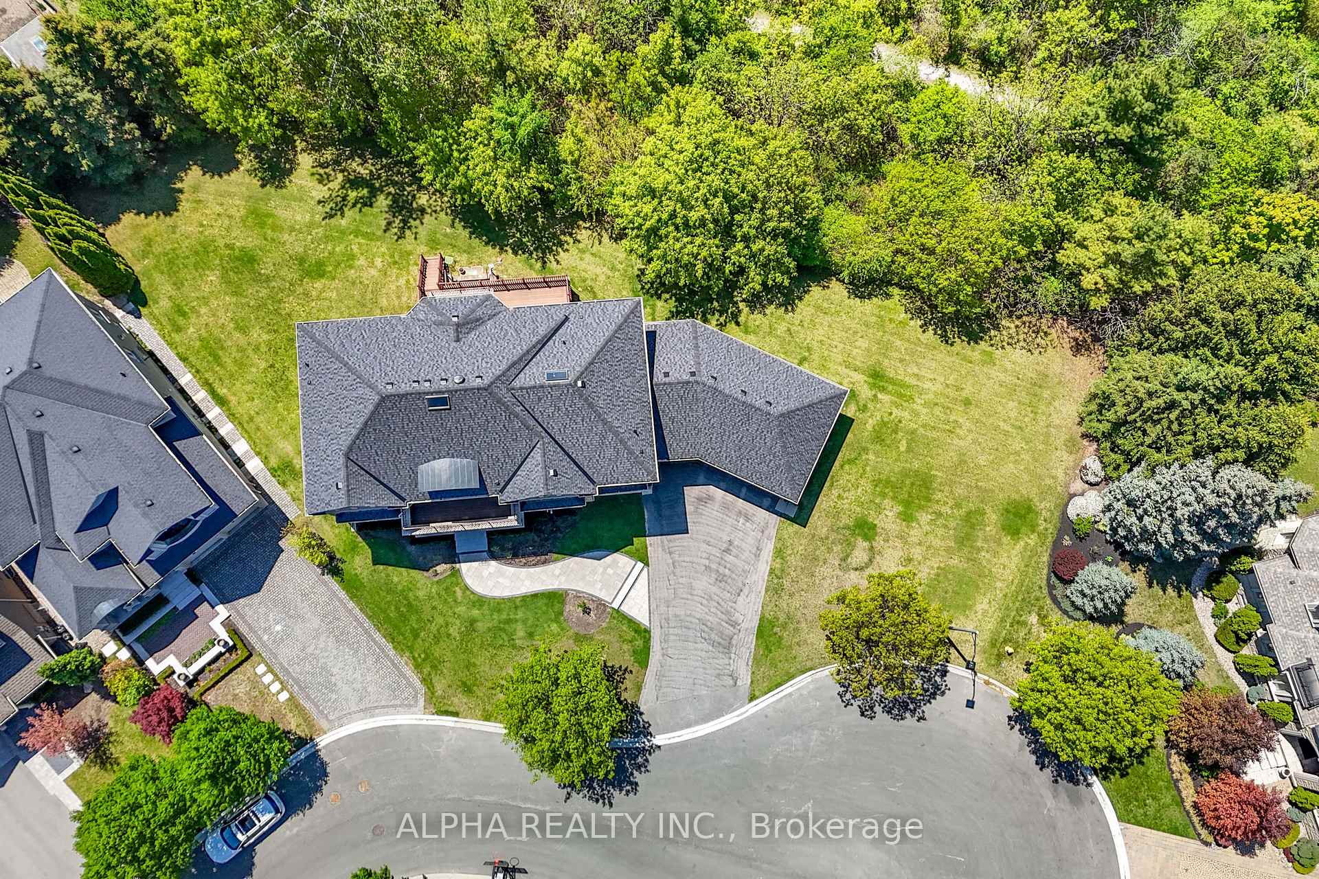 Photo 47 of 15 Bute Court, Vaughan, Maple — HOMEH