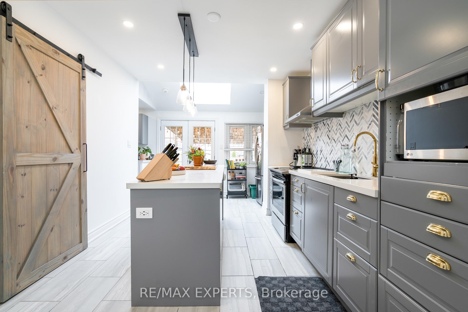 Photo 11 of Unit Main/2N, 144 Morrison Avenue, Toronto, Corso Italia-Davenport — HOMEH
