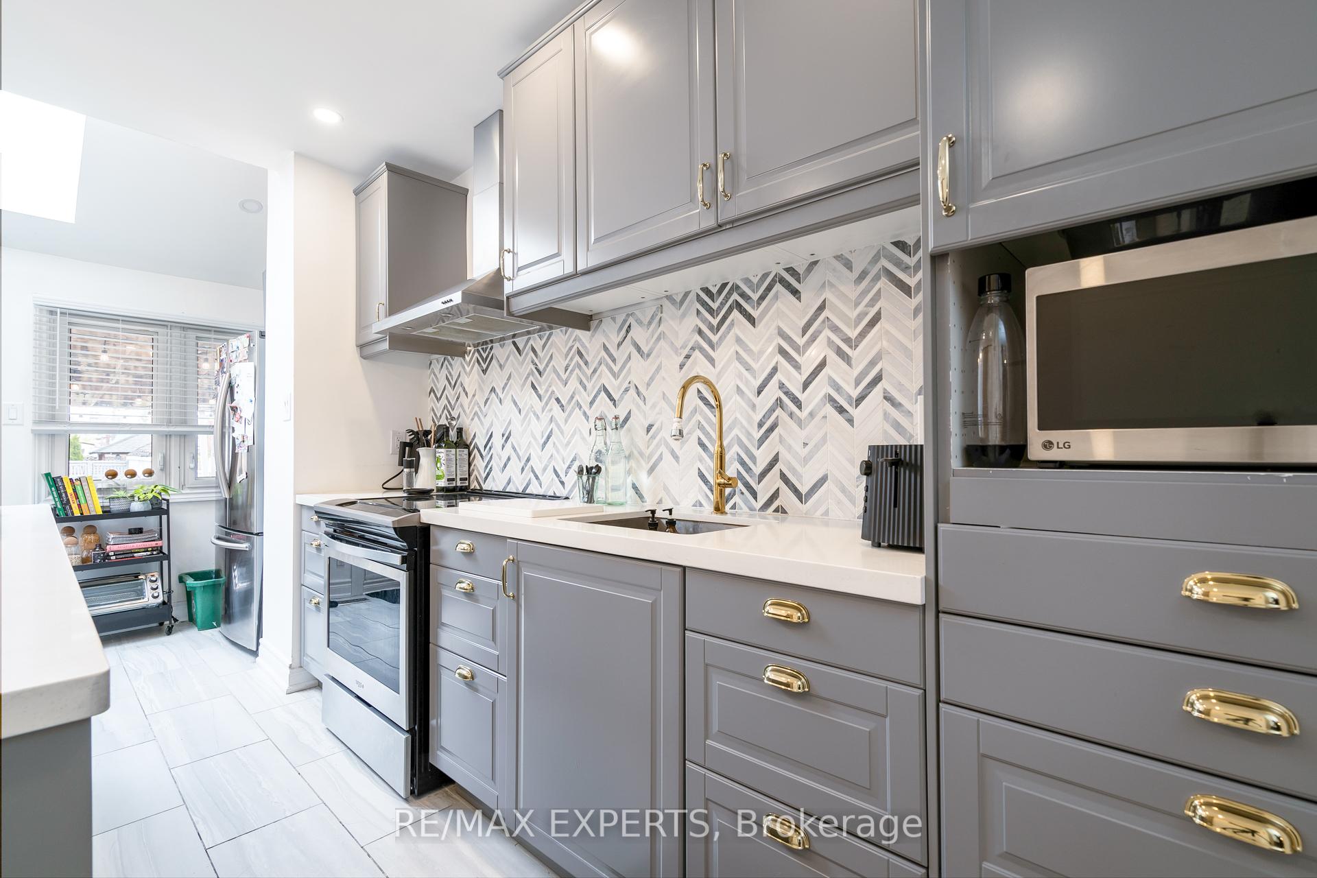 Photo 16 of Unit Main/2N, 144 Morrison Avenue, Toronto, Corso Italia-Davenport — HOMEH