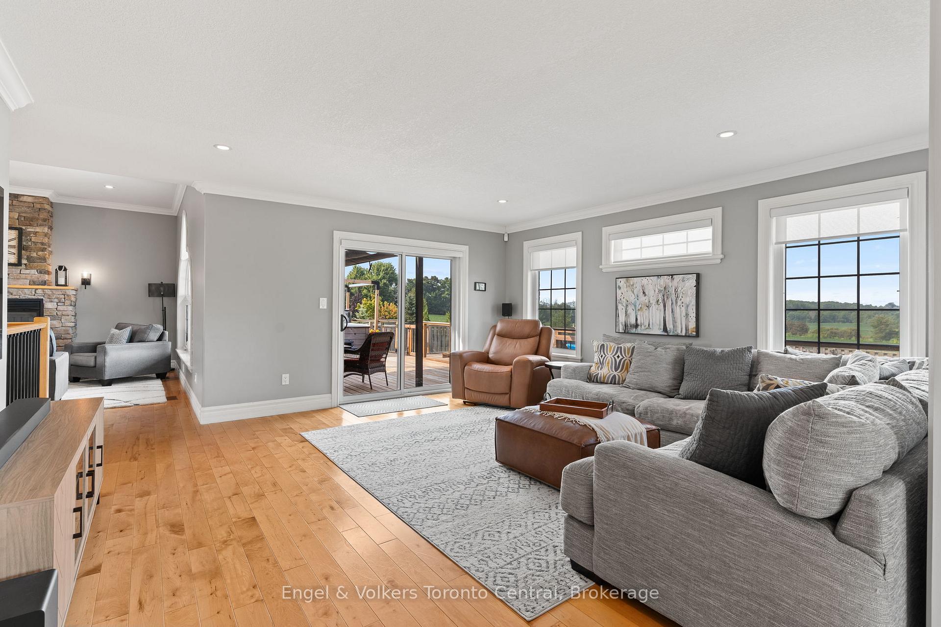 Photo 13 of 96 Heather Lynn Boulevard, Arran-Elderslie — HOMEH