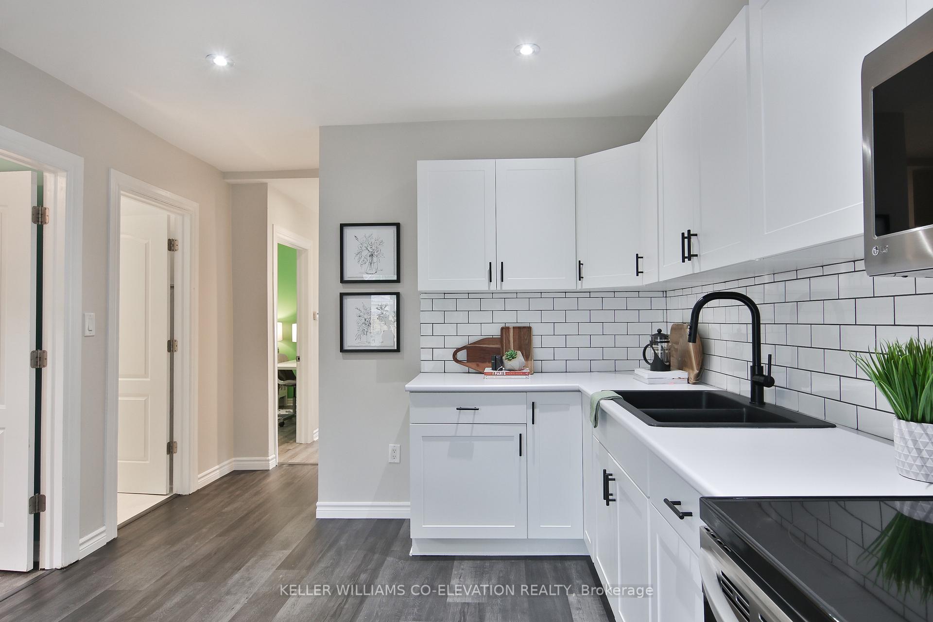 Photo 13 of 13 Beechwood Avenue, Toronto, Rockcliffe-Smythe — HOMEH
