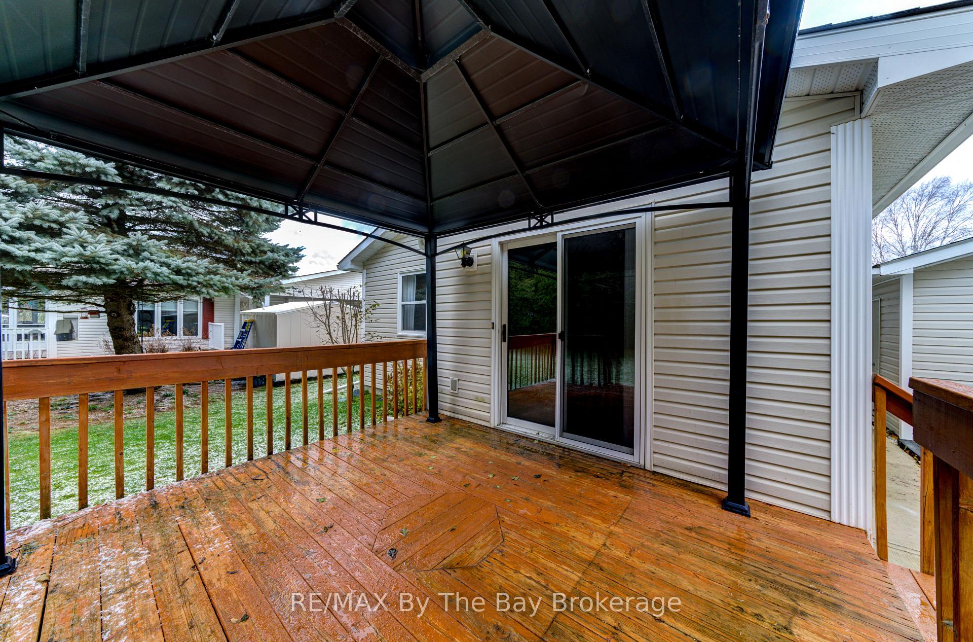 Photo 19 of 45 Indiana Avenue, Wasaga Beach — HOMEH