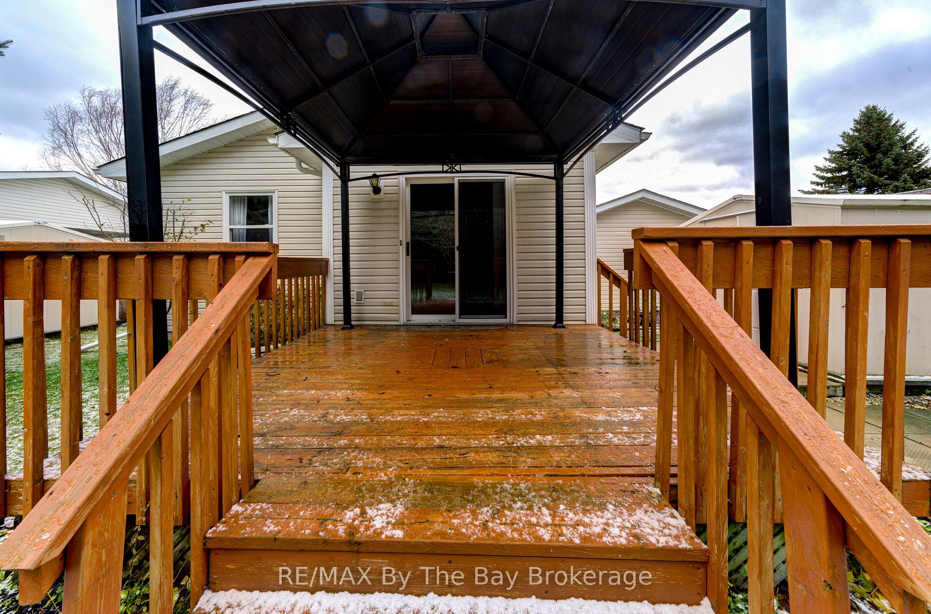 Photo 20 of 45 Indiana Avenue, Wasaga Beach — HOMEH
