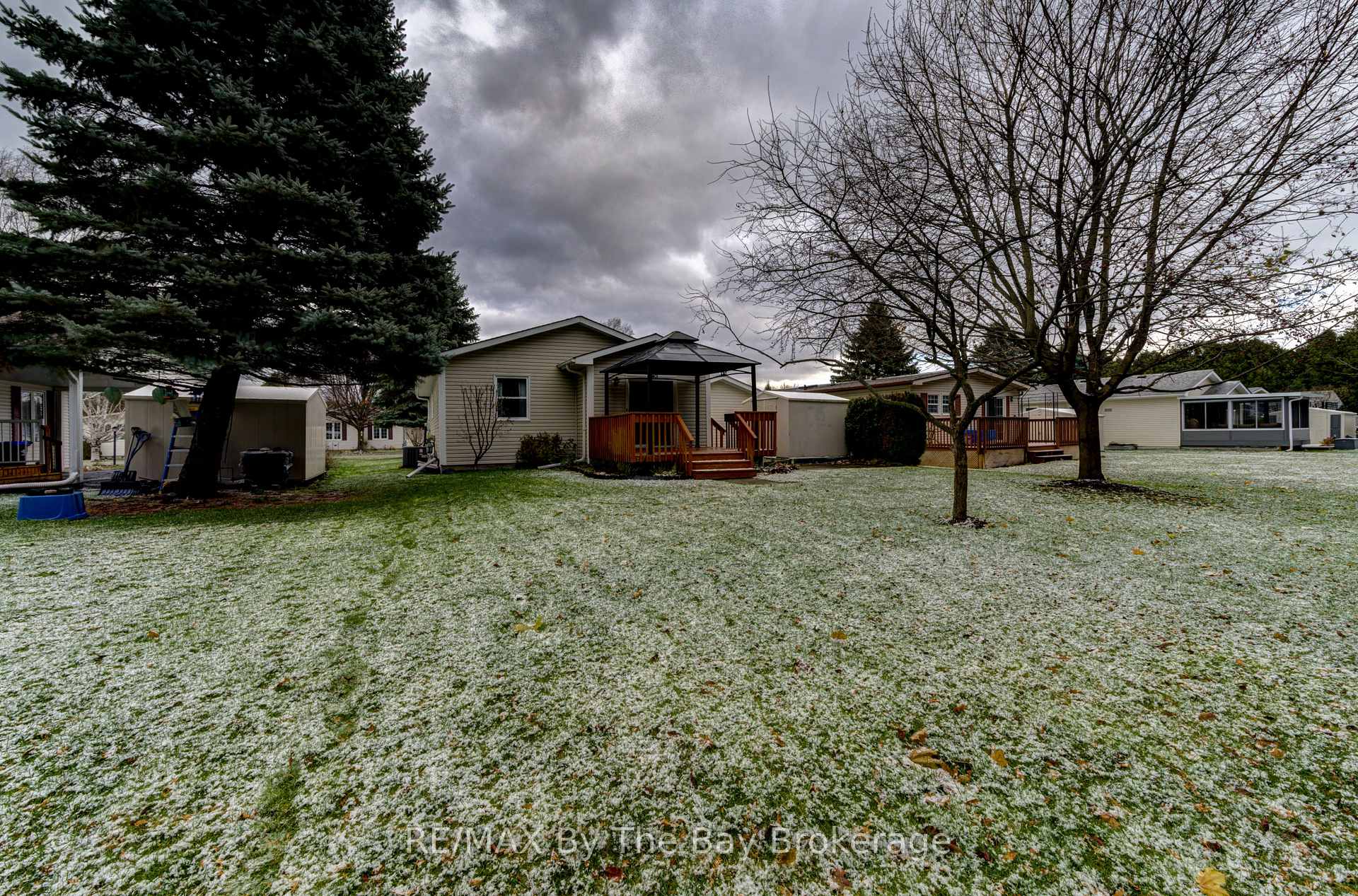 Photo 22 of 45 Indiana Avenue, Wasaga Beach — HOMEH