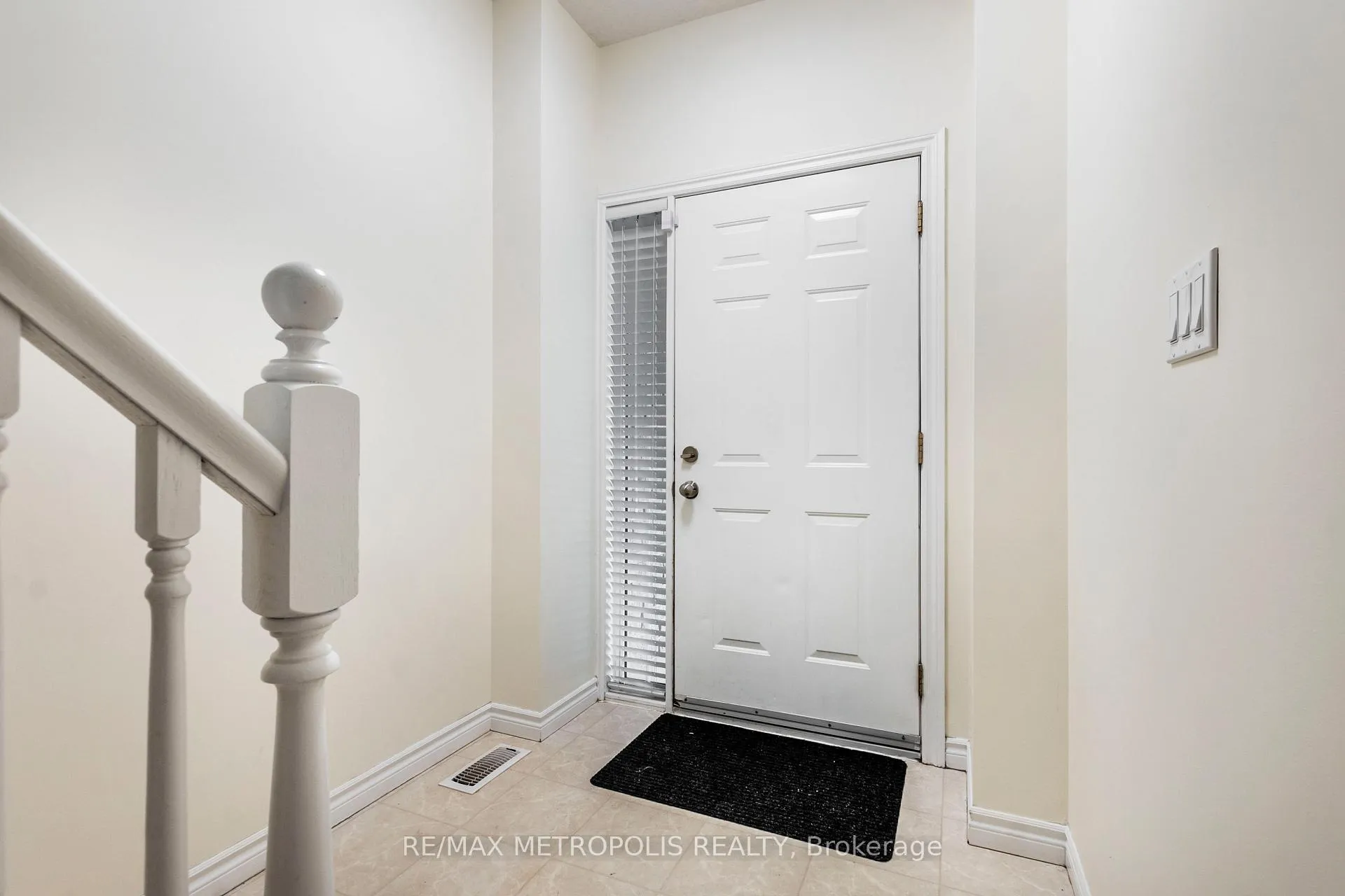 Photo 2 of Unit C16, 619 Wild Ginger Avenue, Waterloo, Clair Hills — HOMEH