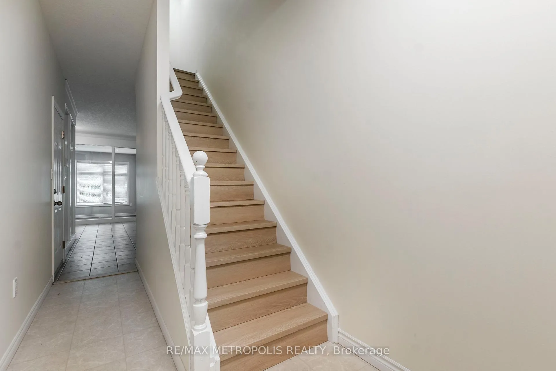Photo 4 of Unit C16, 619 Wild Ginger Avenue, Waterloo, Clair Hills — HOMEH