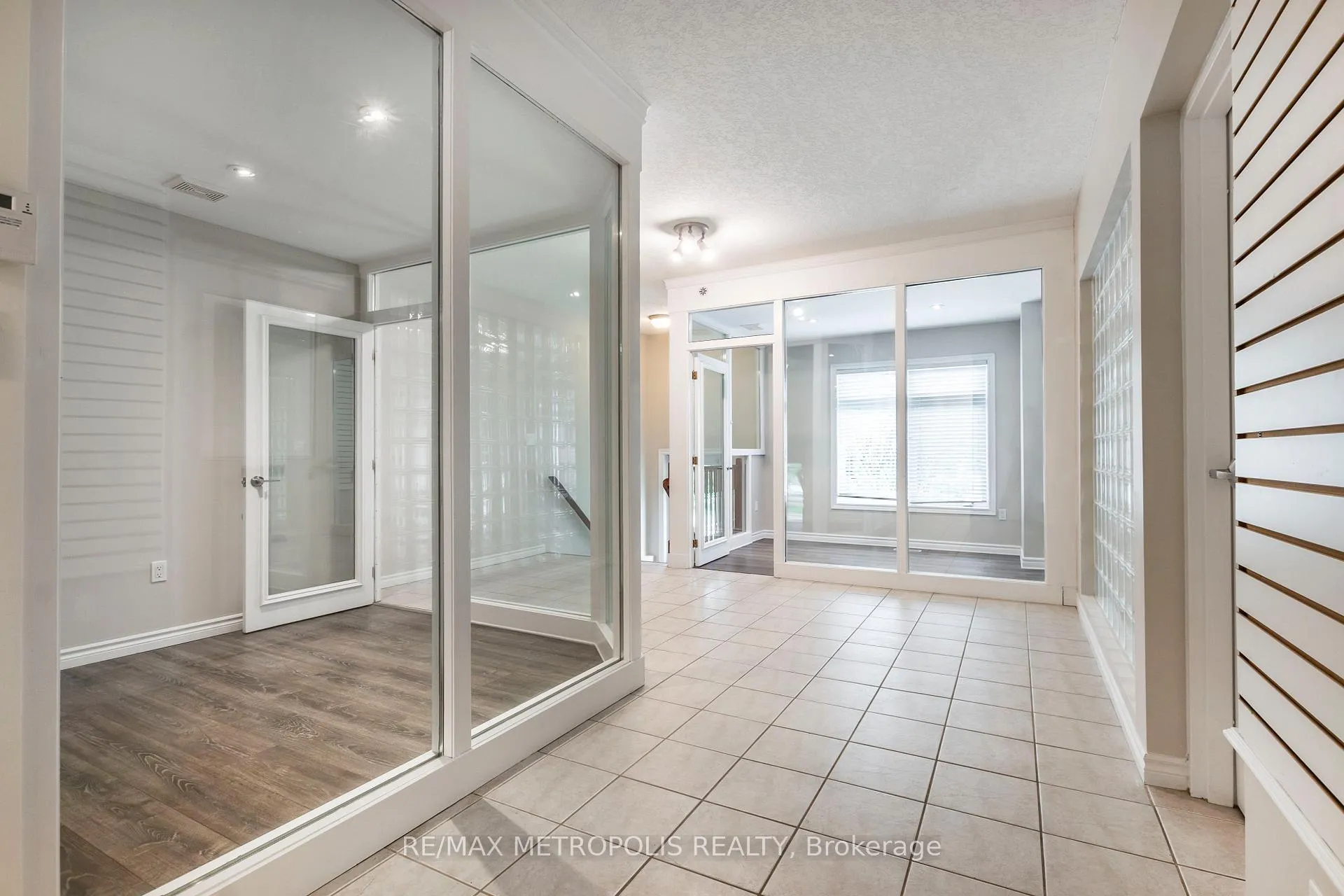 Photo 5 of Unit C16, 619 Wild Ginger Avenue, Waterloo, Clair Hills — HOMEH