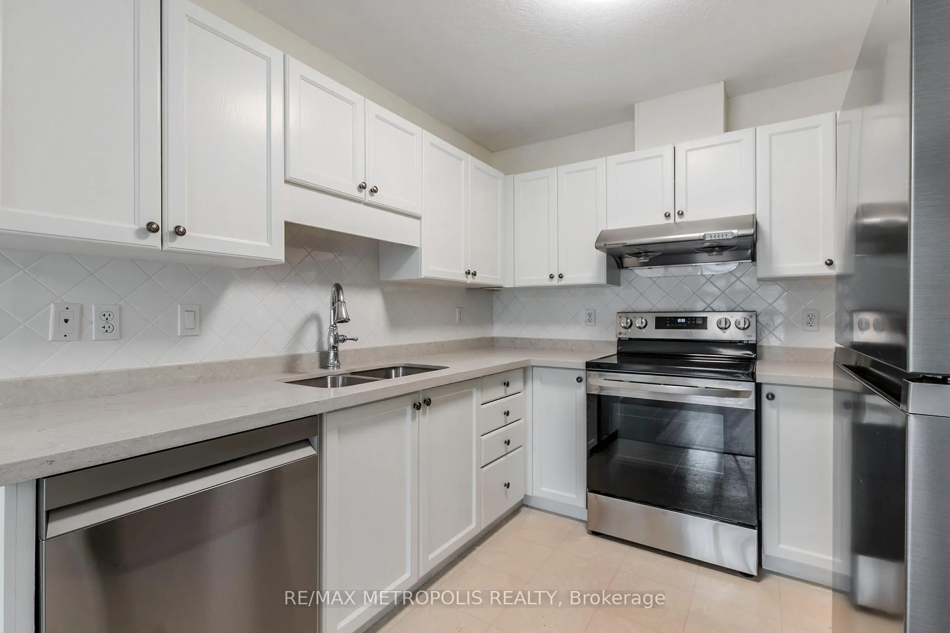 Photo 18 of Unit C16, 619 Wild Ginger Avenue, Waterloo, Clair Hills — HOMEH