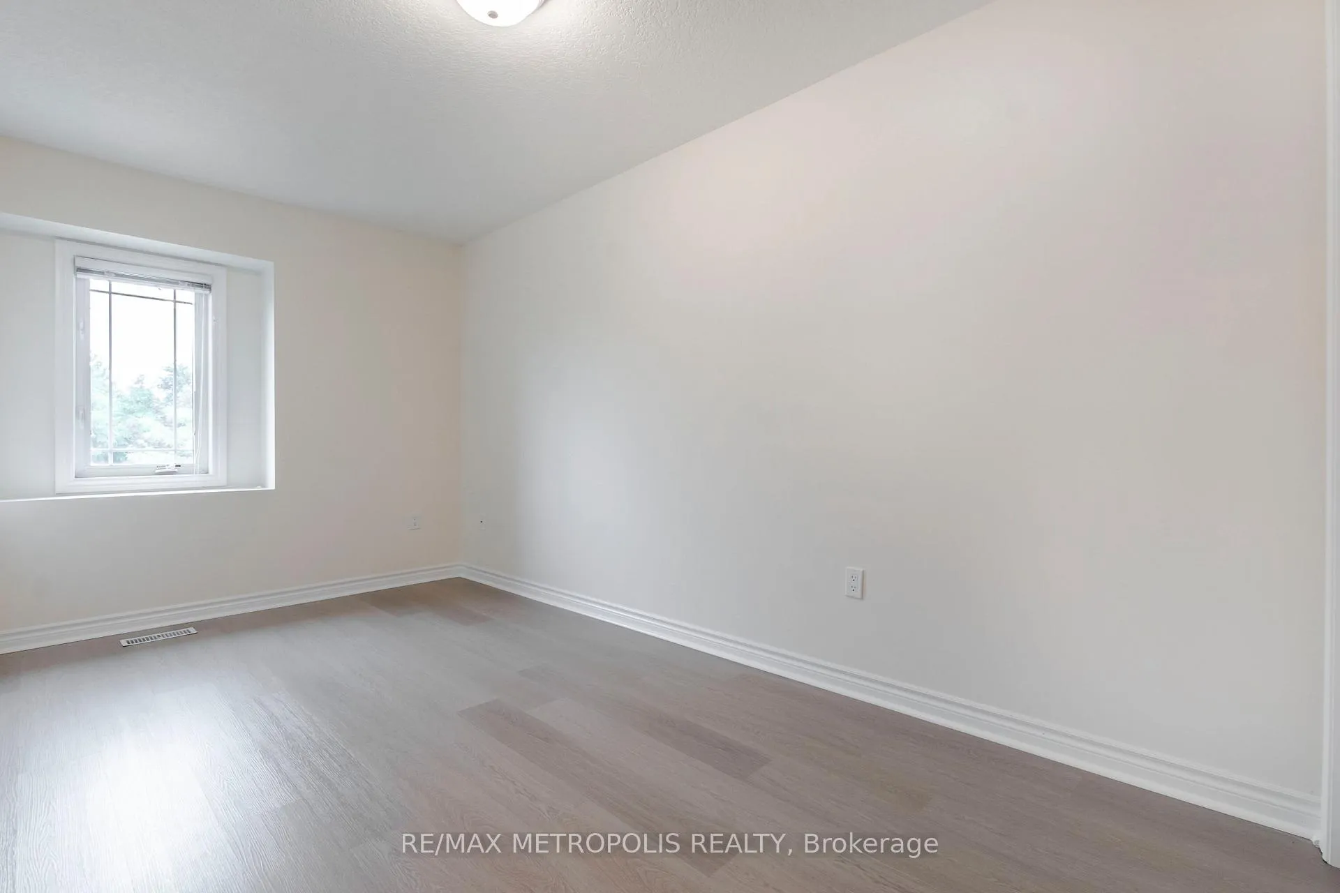 Photo 24 of Unit C16, 619 Wild Ginger Avenue, Waterloo, Clair Hills — HOMEH