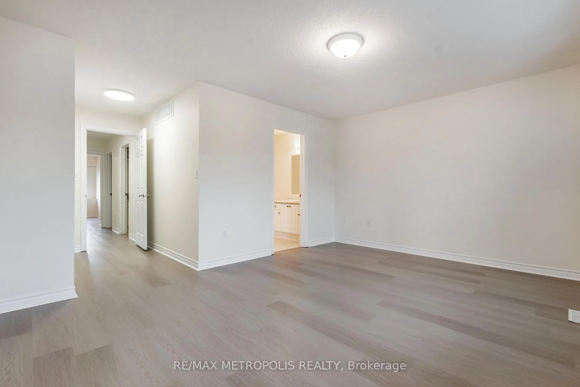 Photo 28 of Unit C16, 619 Wild Ginger Avenue, Waterloo, Clair Hills — HOMEH
