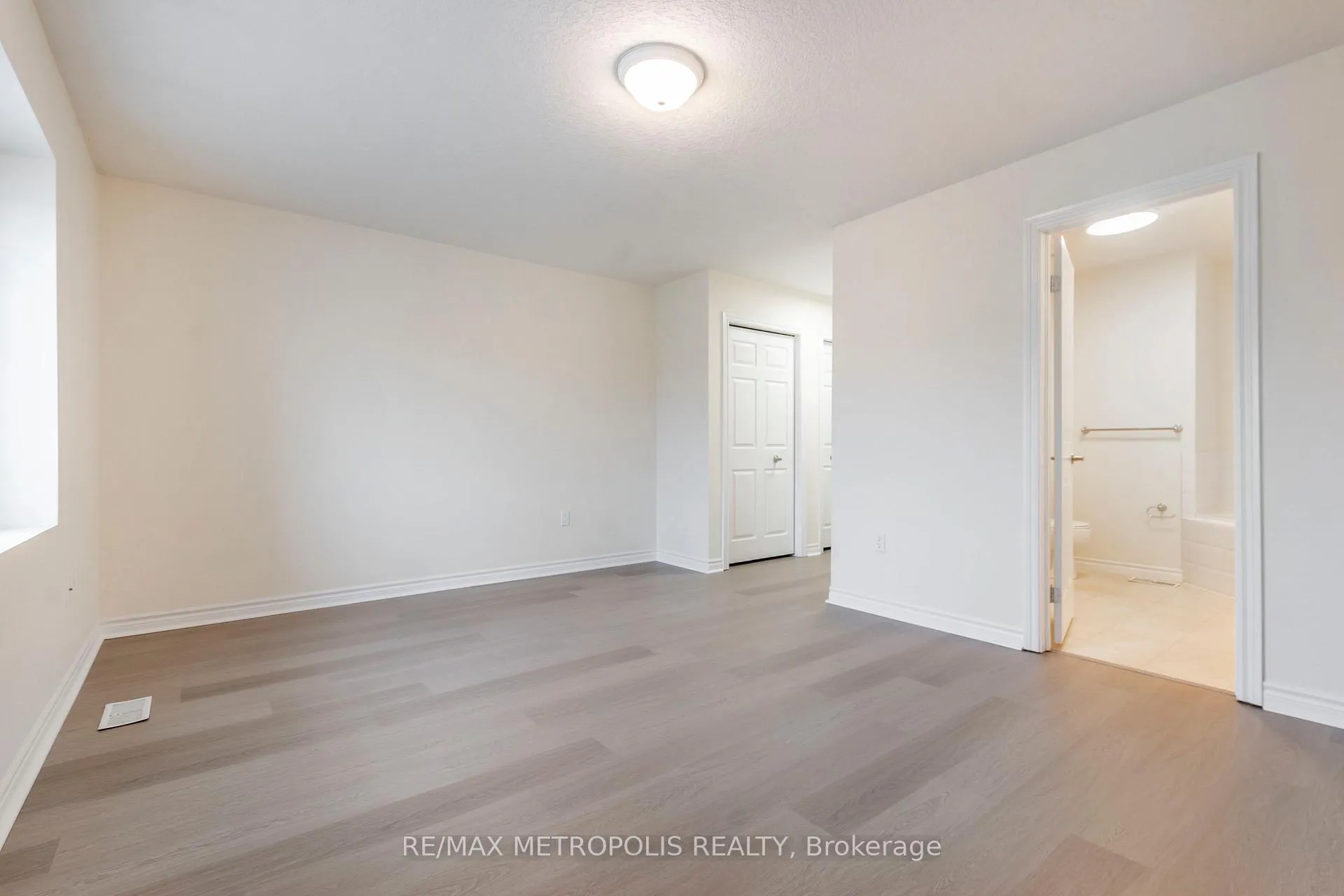 Photo 29 of Unit C16, 619 Wild Ginger Avenue, Waterloo, Clair Hills — HOMEH