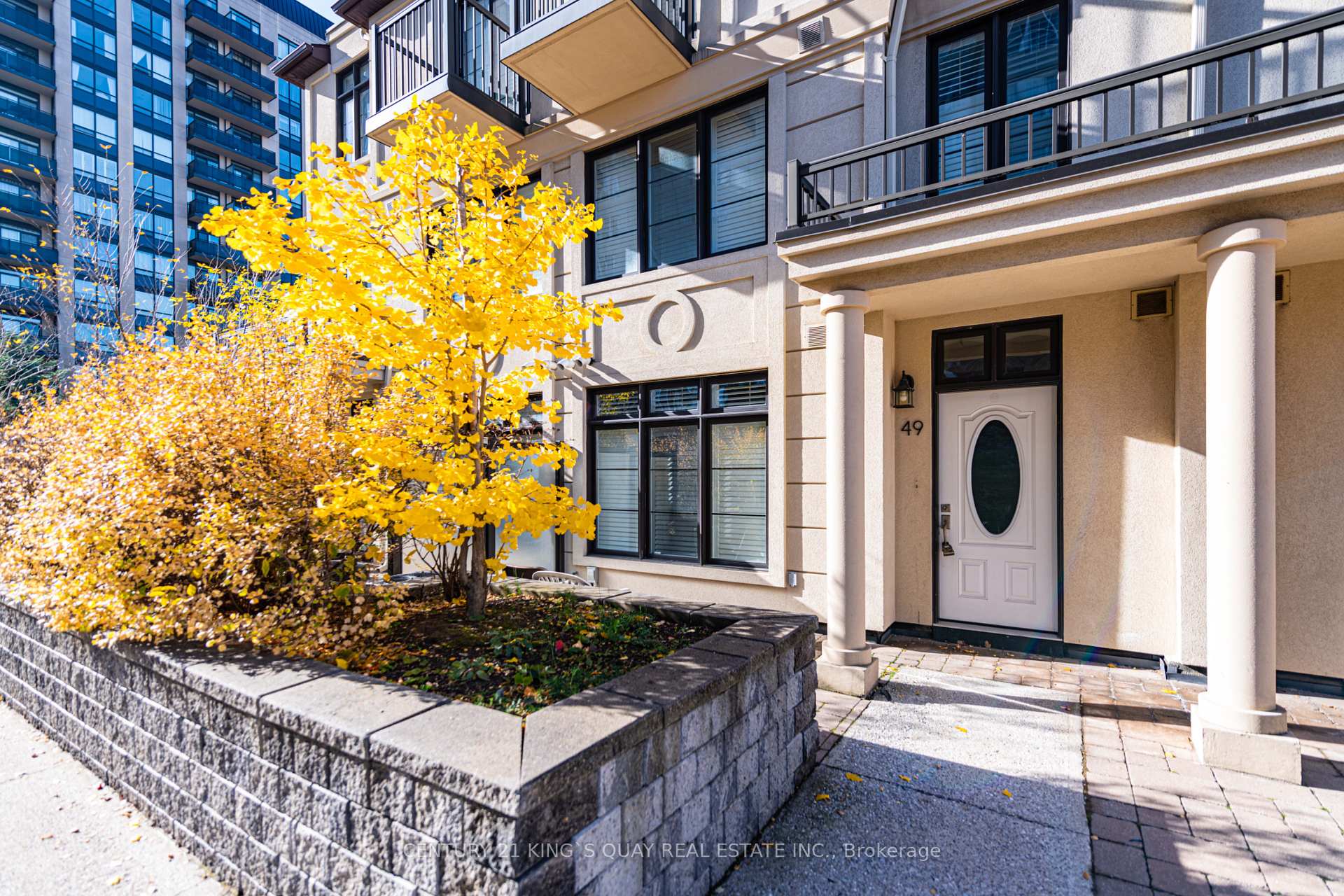 Photo 1 of Unit 49, 7 Brighton Place, Vaughan, Crestwood-Springfarm-Yorkhill — HOMEH