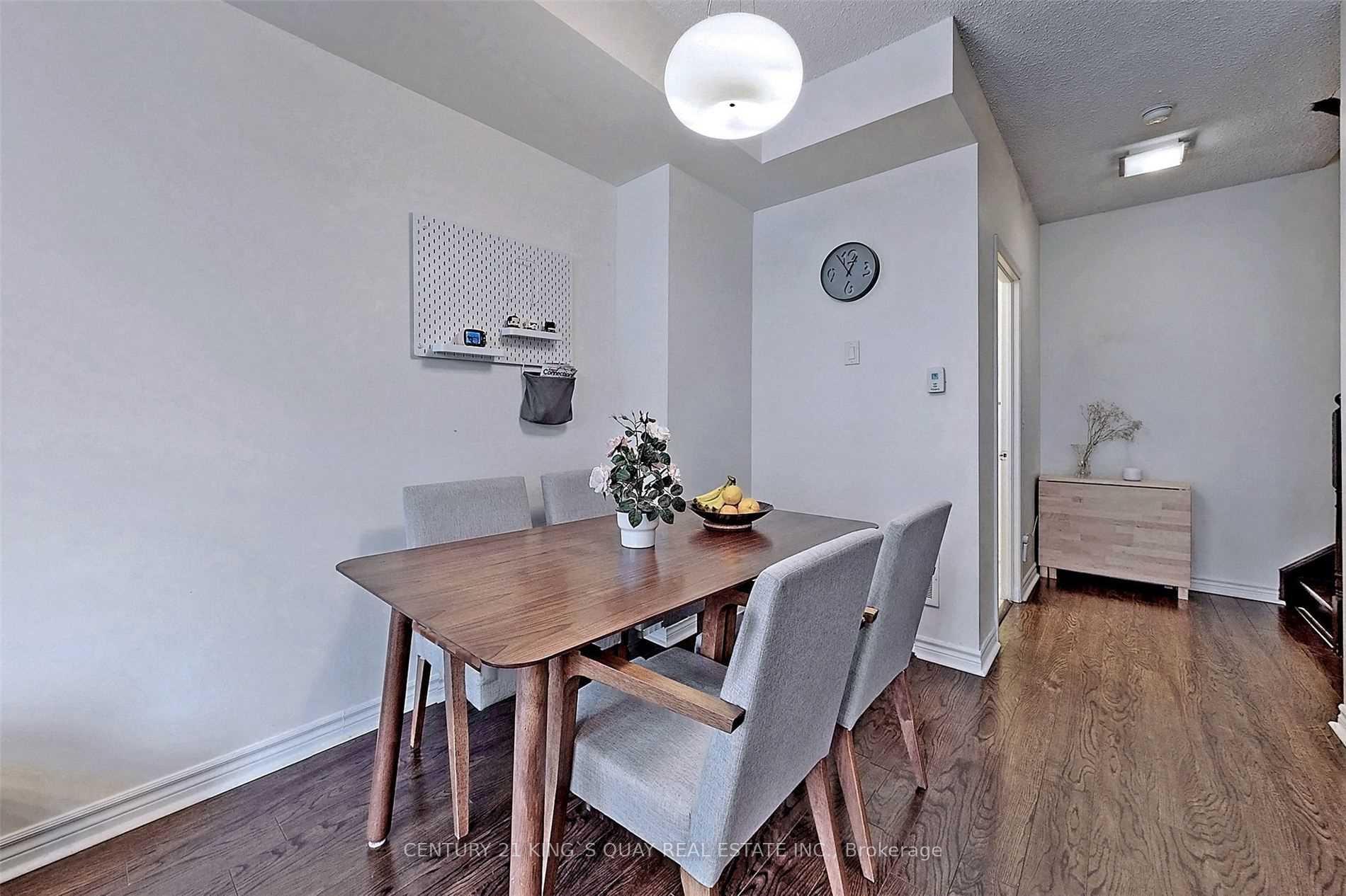 Photo 9 of Unit 49, 7 Brighton Place, Vaughan, Crestwood-Springfarm-Yorkhill — HOMEH
