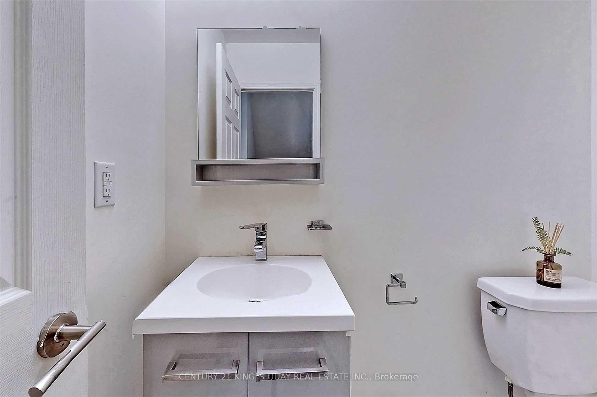 Photo 15 of Unit 49, 7 Brighton Place, Vaughan, Crestwood-Springfarm-Yorkhill — HOMEH