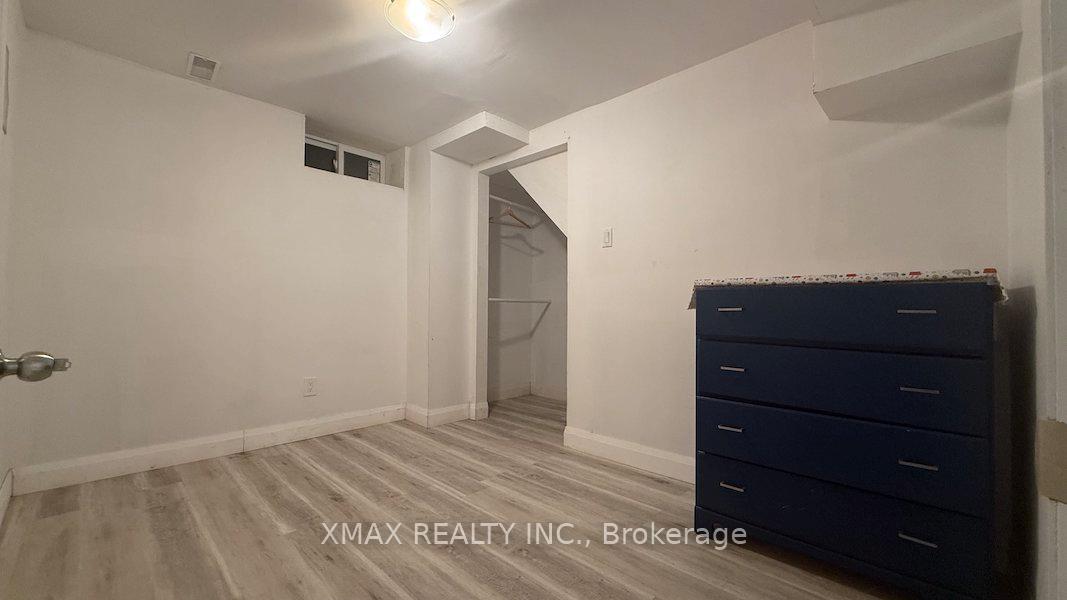 Photo 24 of 452 Midwood Crescent, Waterloo, Beechwood — HOMEH