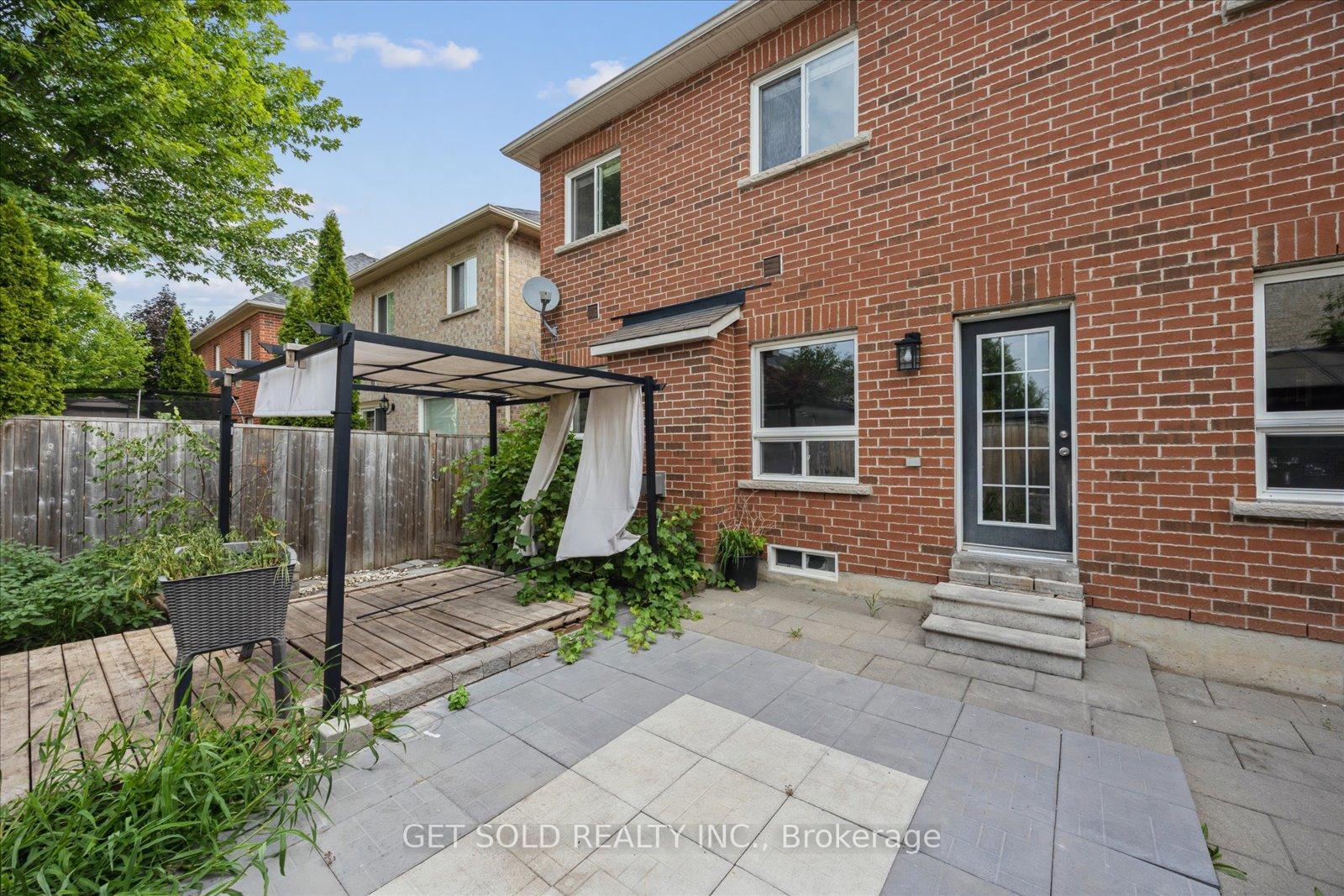 Photo 33 of 28 Barden Crescent, Ajax, Northeast Ajax — HOMEH