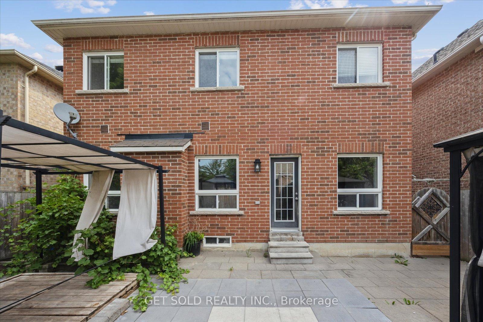 Photo 35 of 28 Barden Crescent, Ajax, Northeast Ajax — HOMEH
