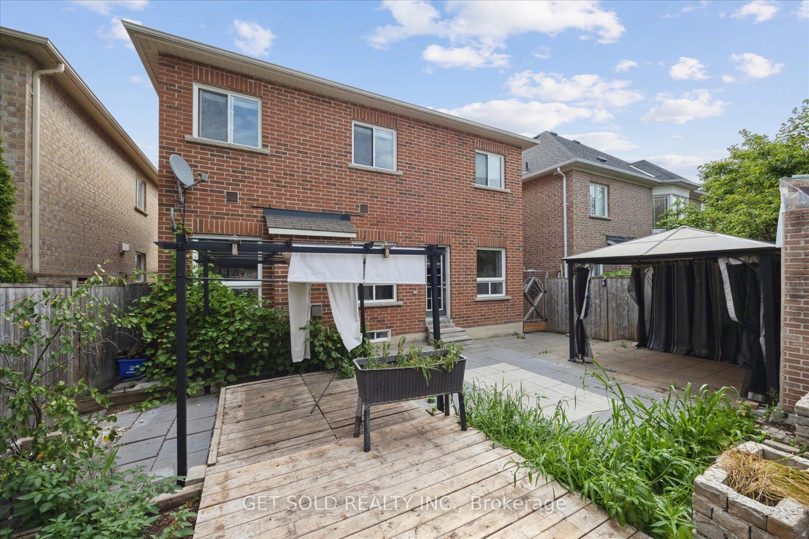 Photo 34 of 28 Barden Crescent, Ajax, Northeast Ajax — HOMEH