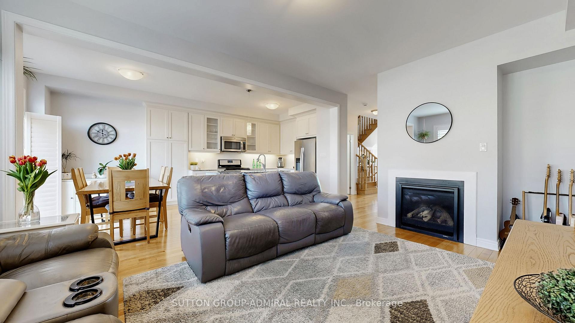 Photo 5 of 6 Andreeta Drive, Vaughan, Kleinburg — HOMEH
