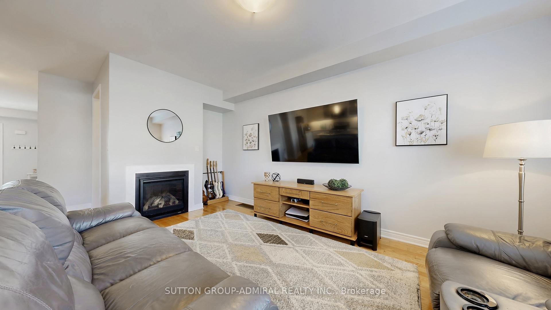 Photo 9 of 6 Andreeta Drive, Vaughan, Kleinburg — HOMEH