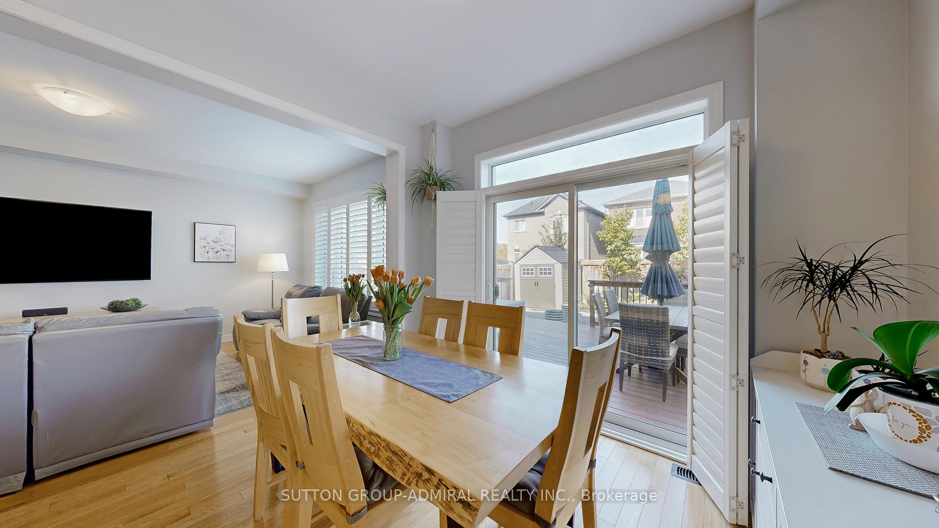 Photo 10 of 6 Andreeta Drive, Vaughan, Kleinburg — HOMEH