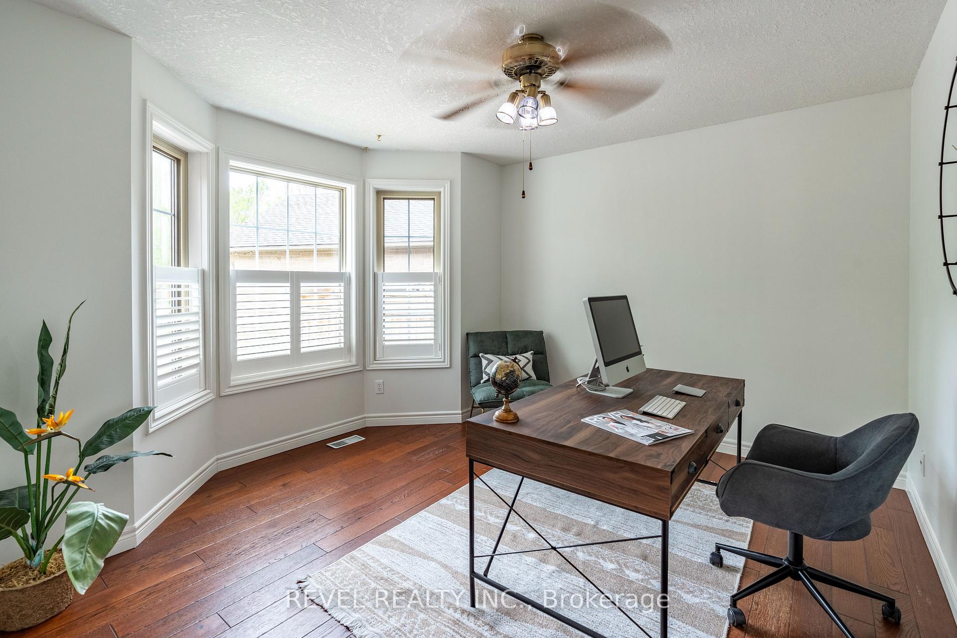 Photo 5 of 632 Bayhampton Crescent, Waterloo — HOMEH