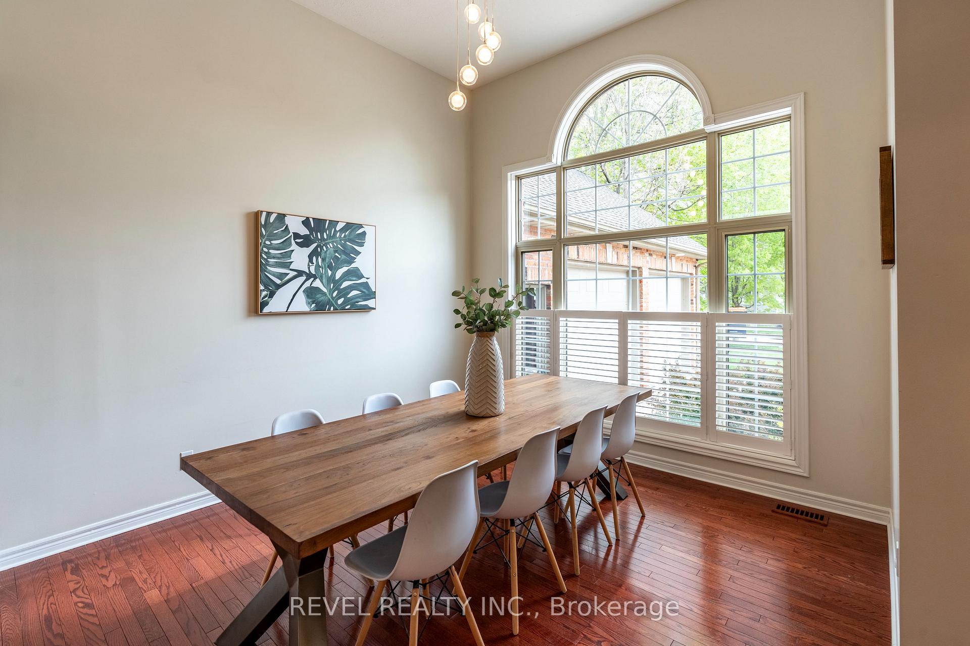 Photo 7 of 632 Bayhampton Crescent, Waterloo — HOMEH