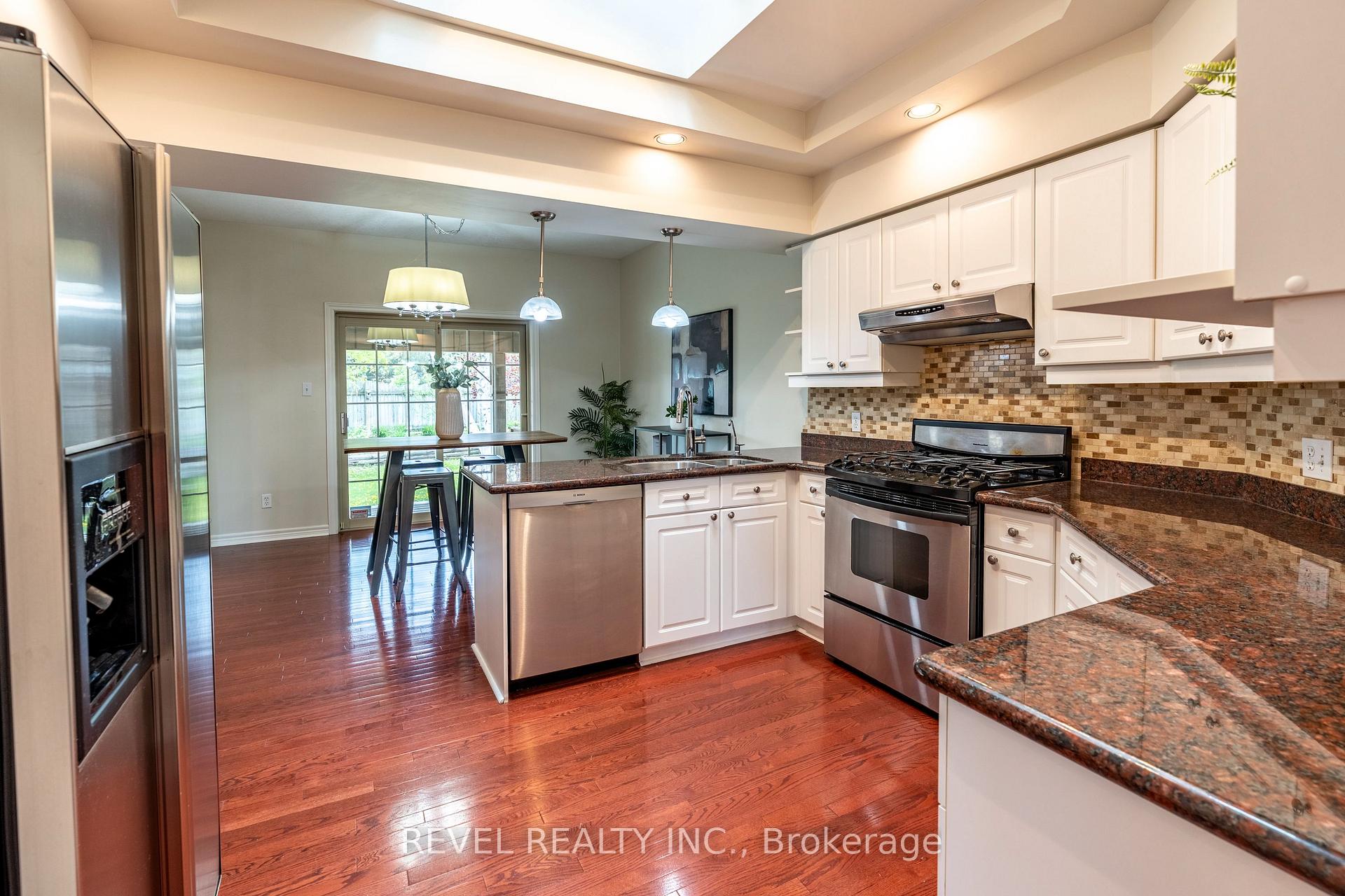 Photo 19 of 632 Bayhampton Crescent, Waterloo — HOMEH