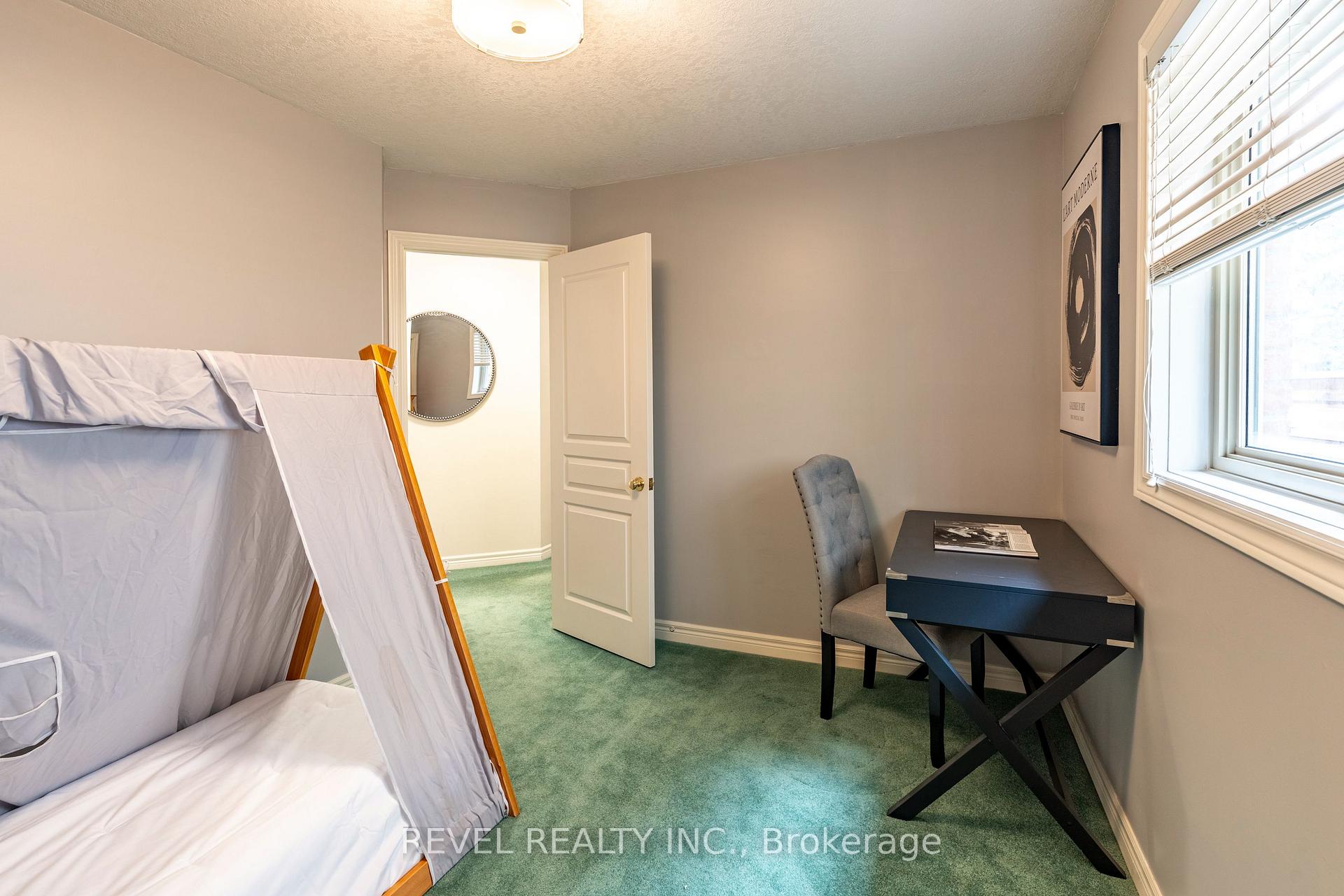 Photo 22 of 632 Bayhampton Crescent, Waterloo — HOMEH