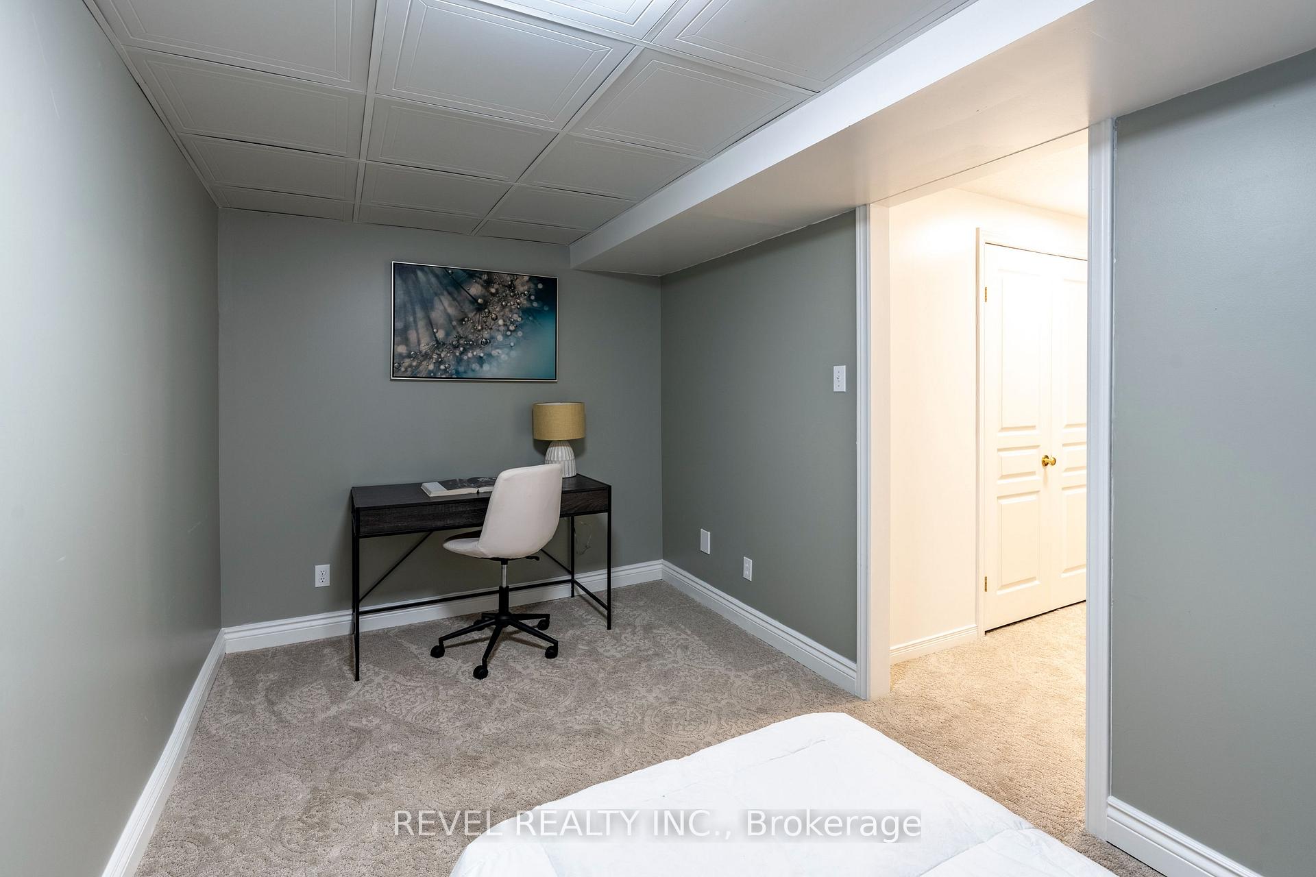 Photo 29 of 632 Bayhampton Crescent, Waterloo — HOMEH