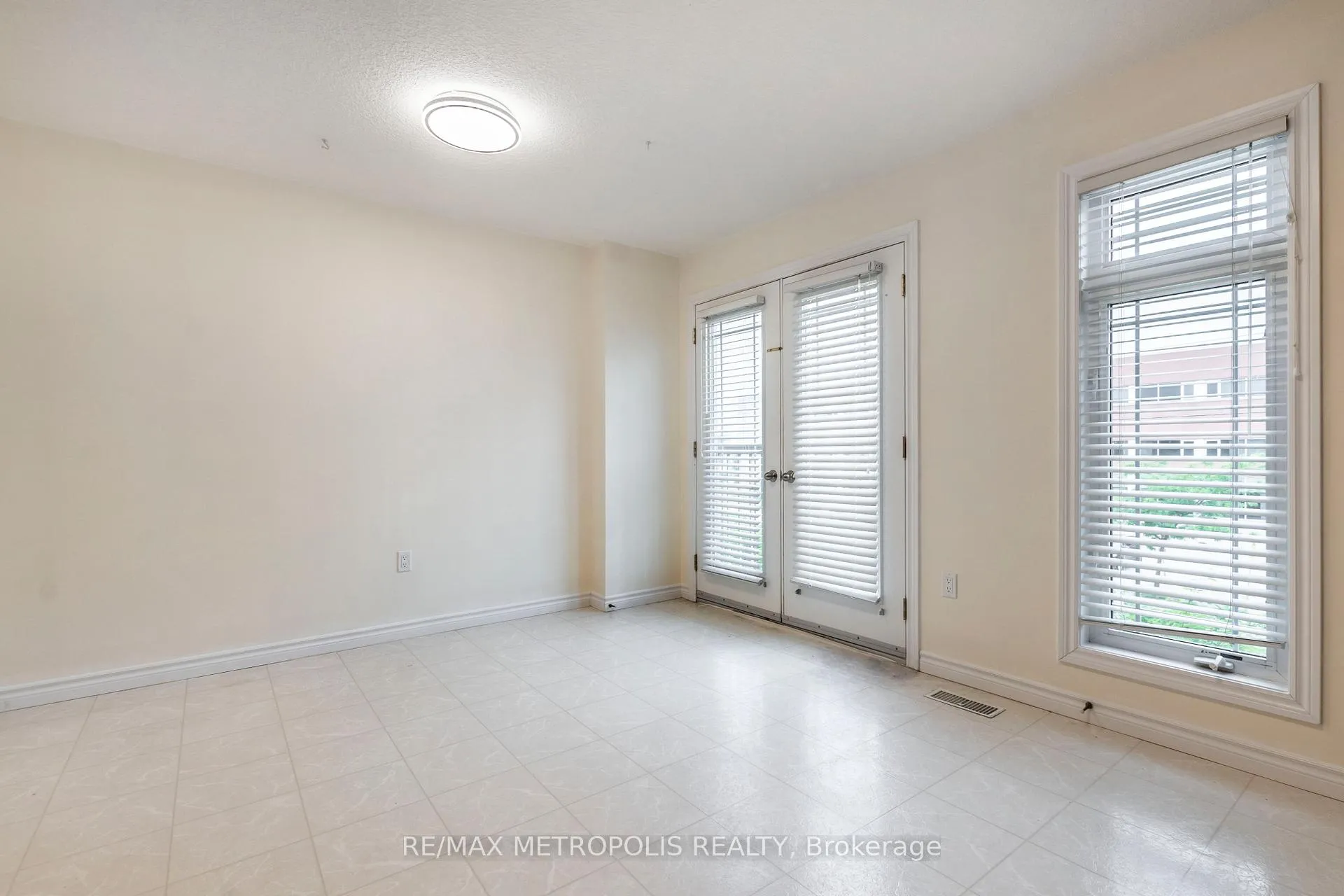 Photo 14 of Unit C15, 619 Wild Ginger Avenue, Waterloo, Clair Hills — HOMEH