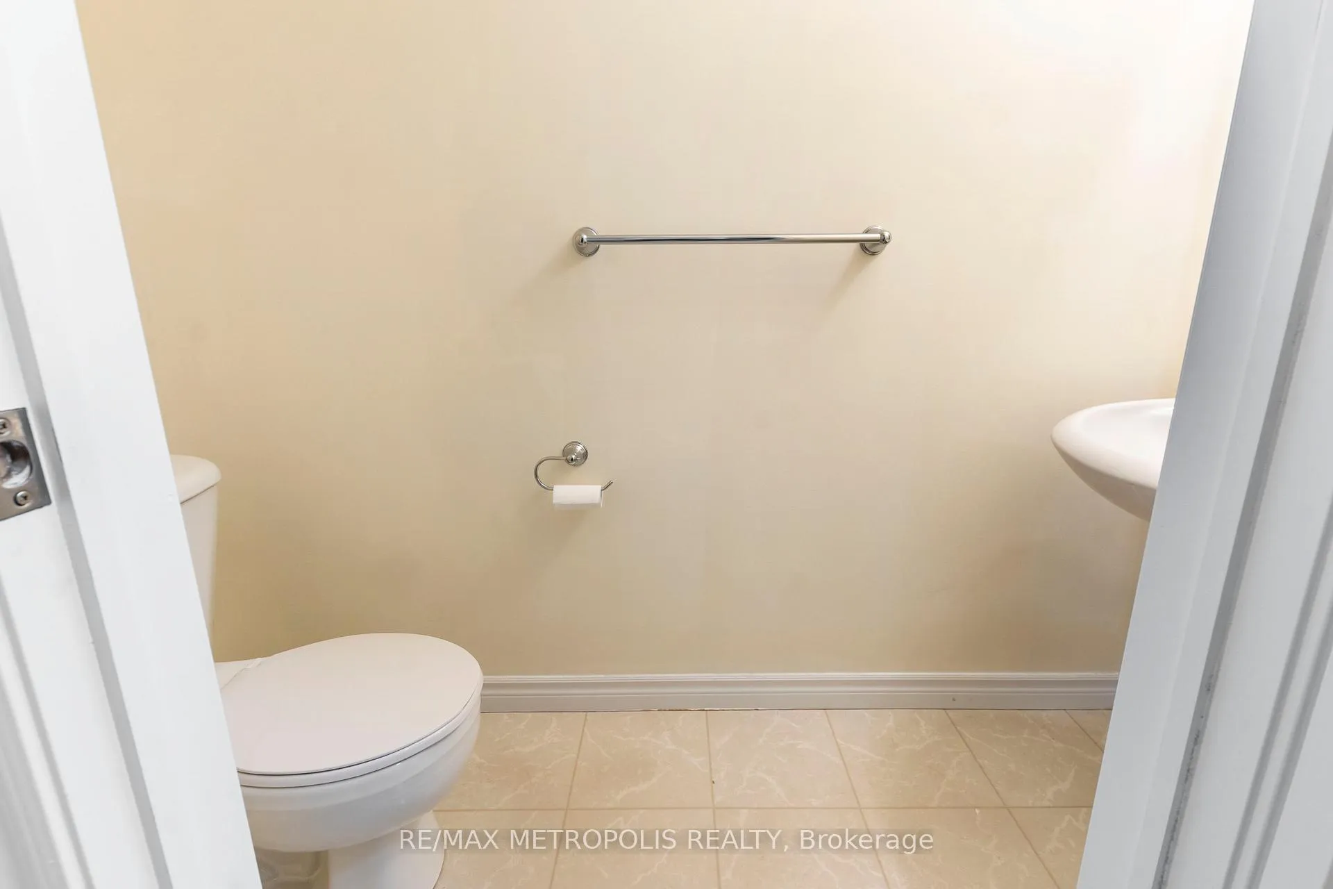 Photo 15 of Unit C15, 619 Wild Ginger Avenue, Waterloo, Clair Hills — HOMEH
