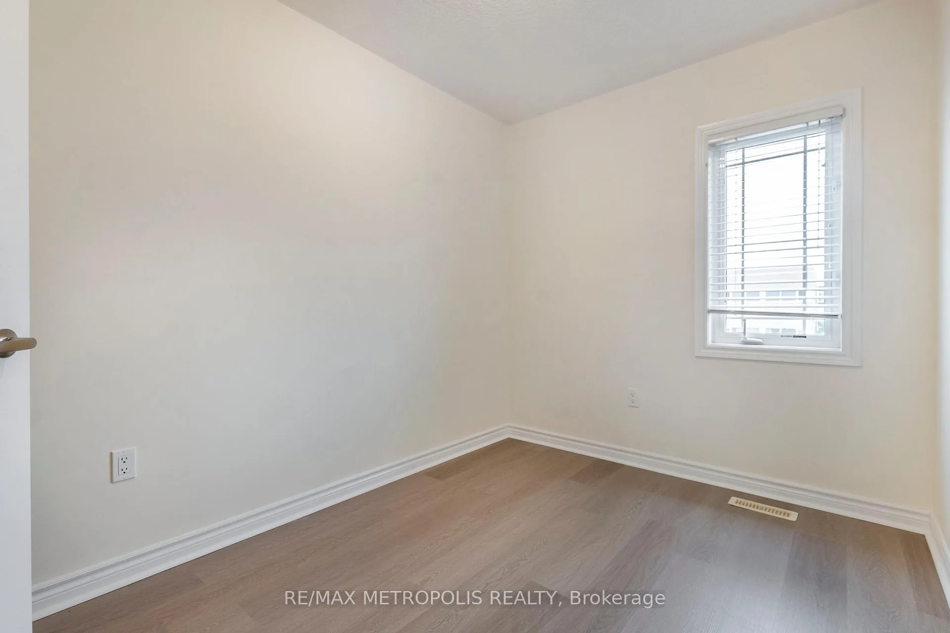 Photo 23 of Unit C15, 619 Wild Ginger Avenue, Waterloo, Clair Hills — HOMEH