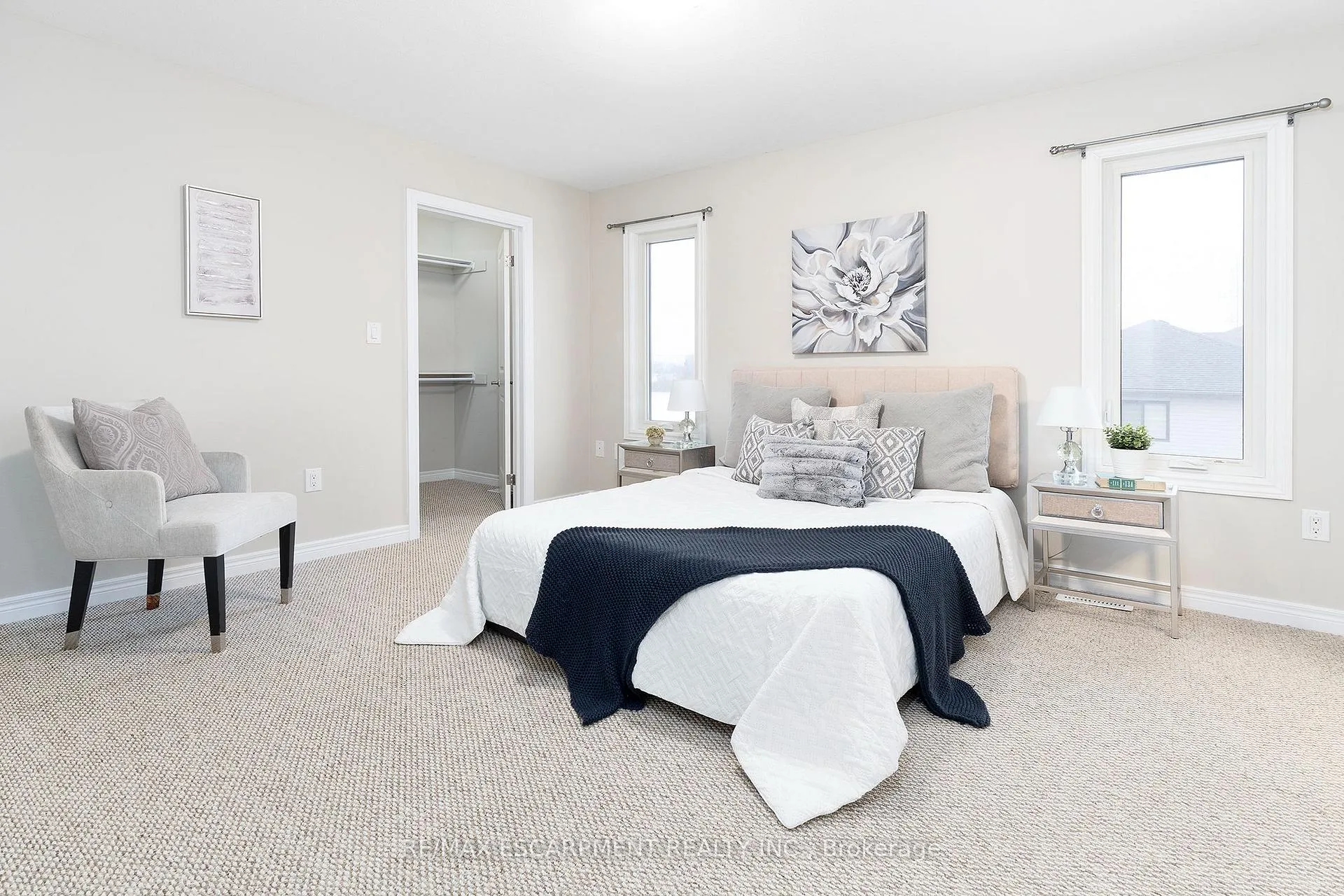 Photo 12 of 6 Laurent Avenue, Welland, Lincoln/Crowland — HOMEH