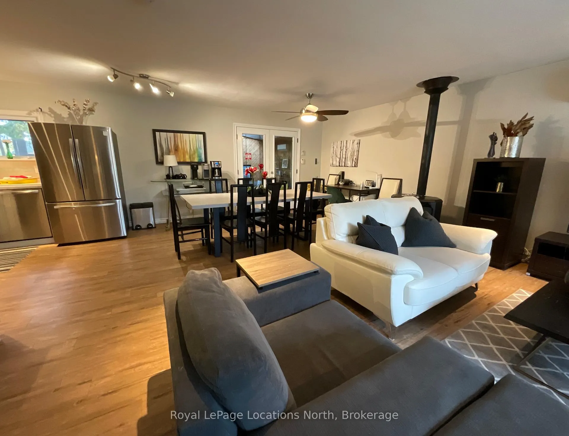 Photo 9 of 184 Dunkerron Avenue, Wasaga Beach — HOMEH