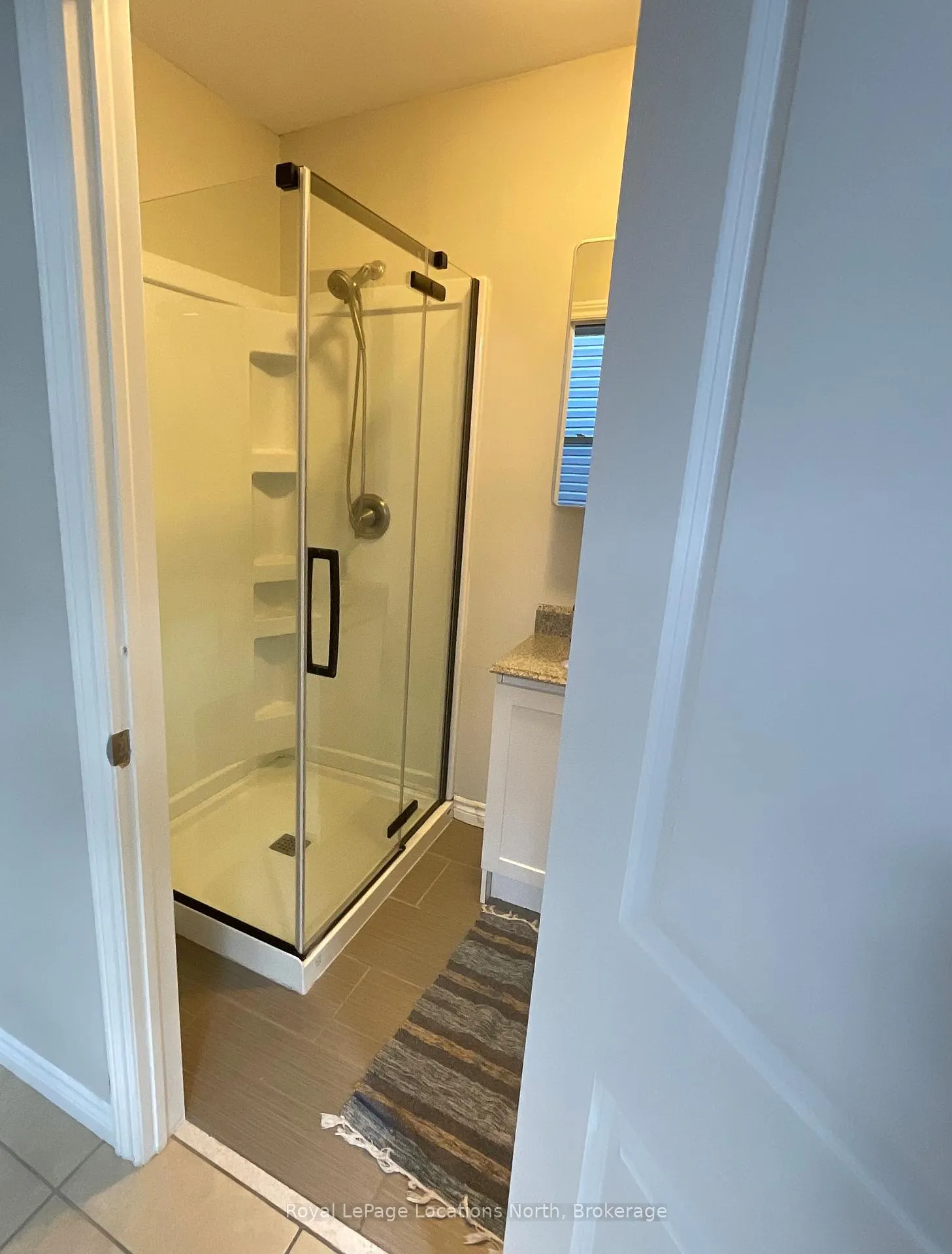 Photo 36 of 184 Dunkerron Avenue, Wasaga Beach — HOMEH