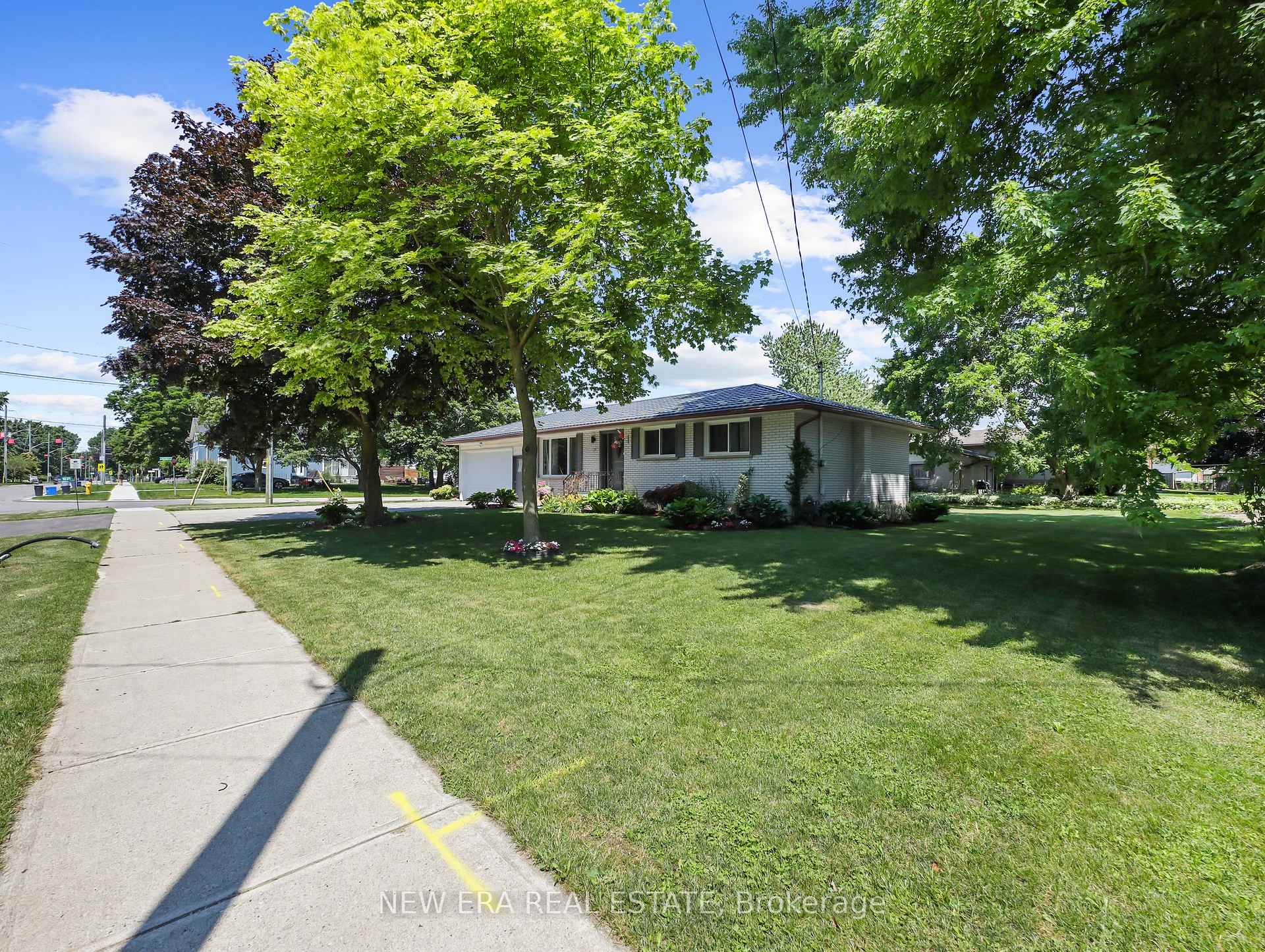 Photo 3 of 1031 Queens Bush Road, Wellesley — HOMEH