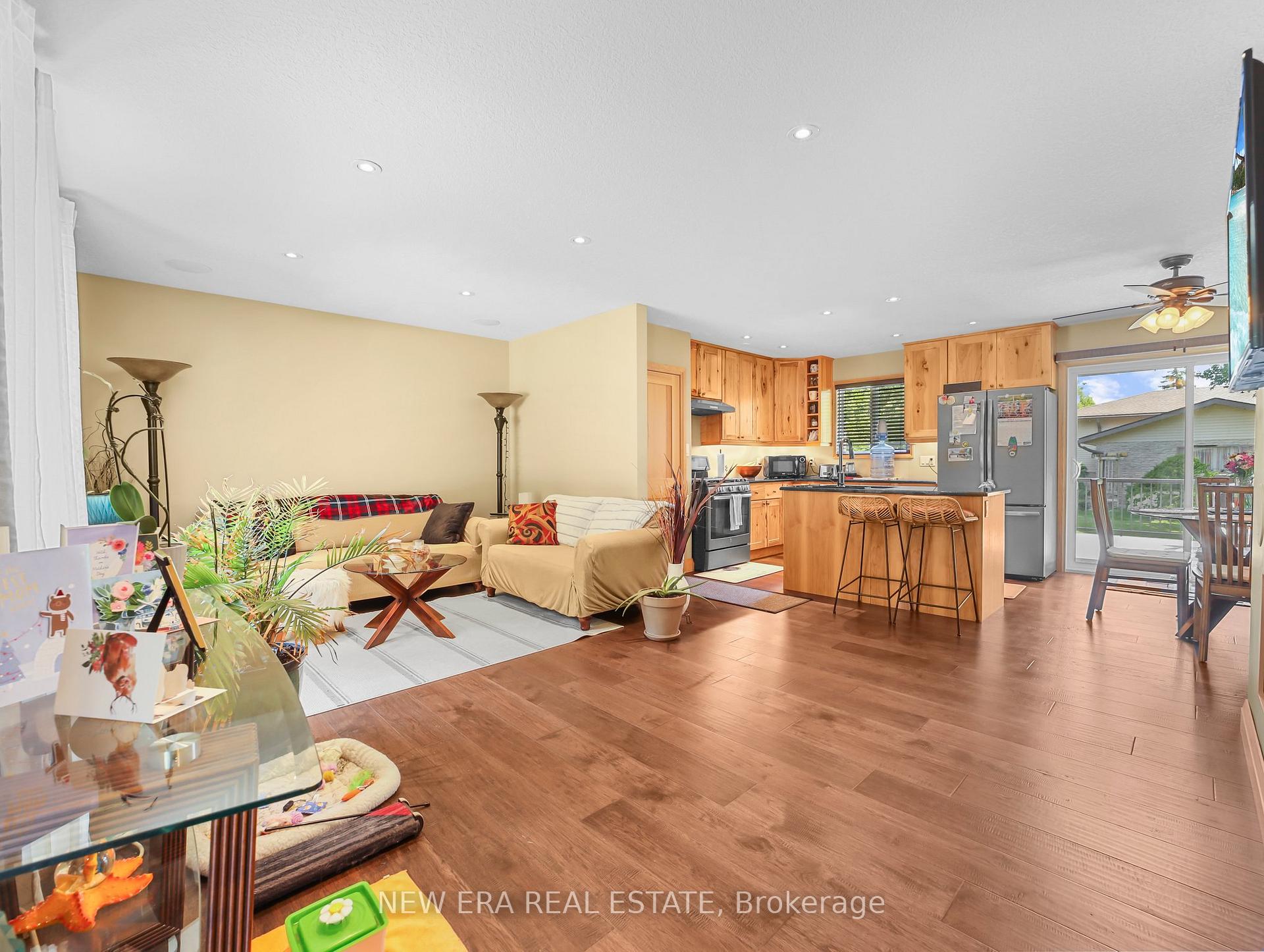 Photo 8 of 1031 Queens Bush Road, Wellesley — HOMEH