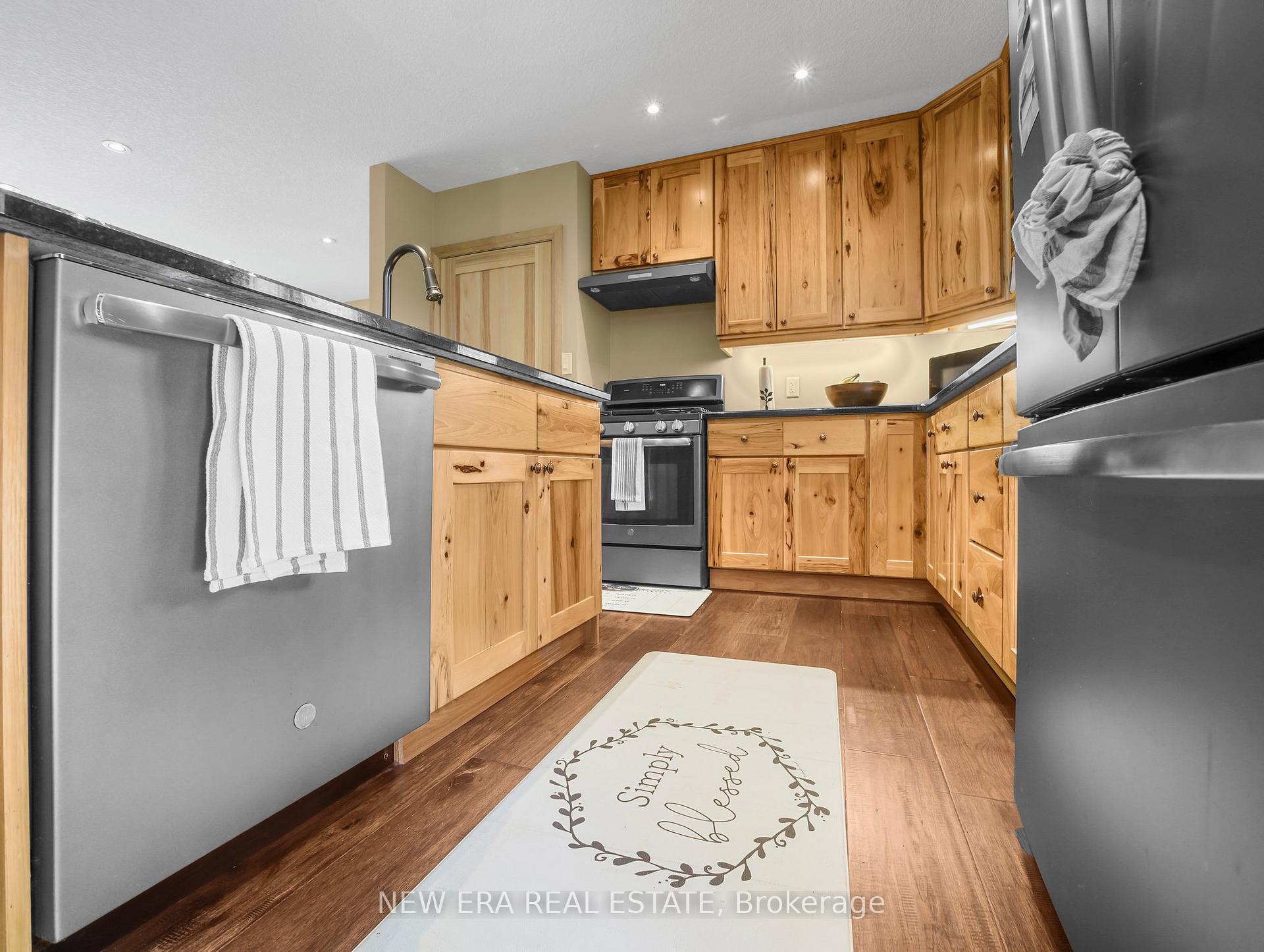 Photo 14 of 1031 Queens Bush Road, Wellesley — HOMEH