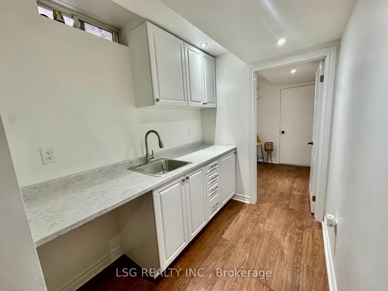 Photo 31 of 235 Venice Gate Drive, Vaughan, Vellore Village — HOMEH