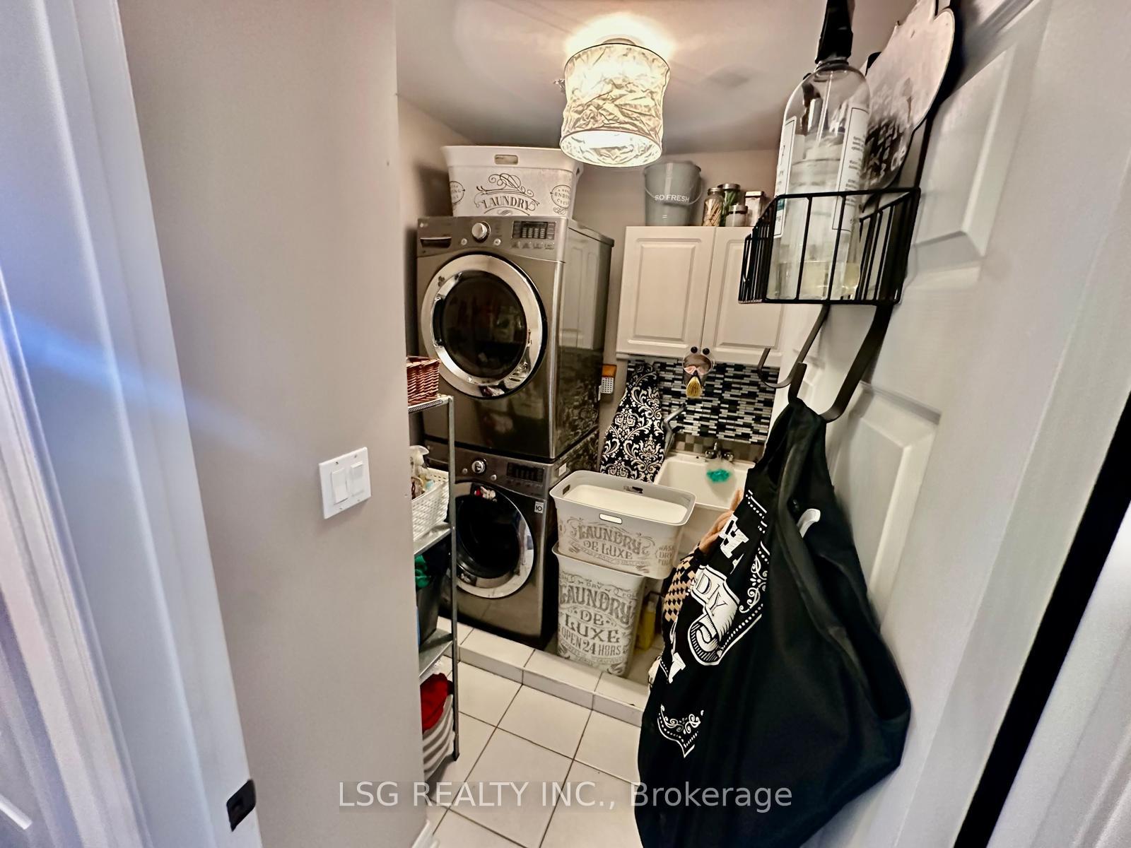 Photo 35 of 235 Venice Gate Drive, Vaughan, Vellore Village — HOMEH